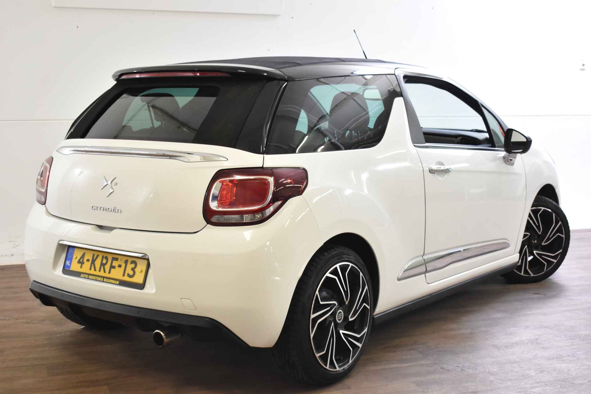 Citroën DS3 Cabrio 1.2 VTi CHIC SPORT CRUISE/CLIMATE/LED - 3/28