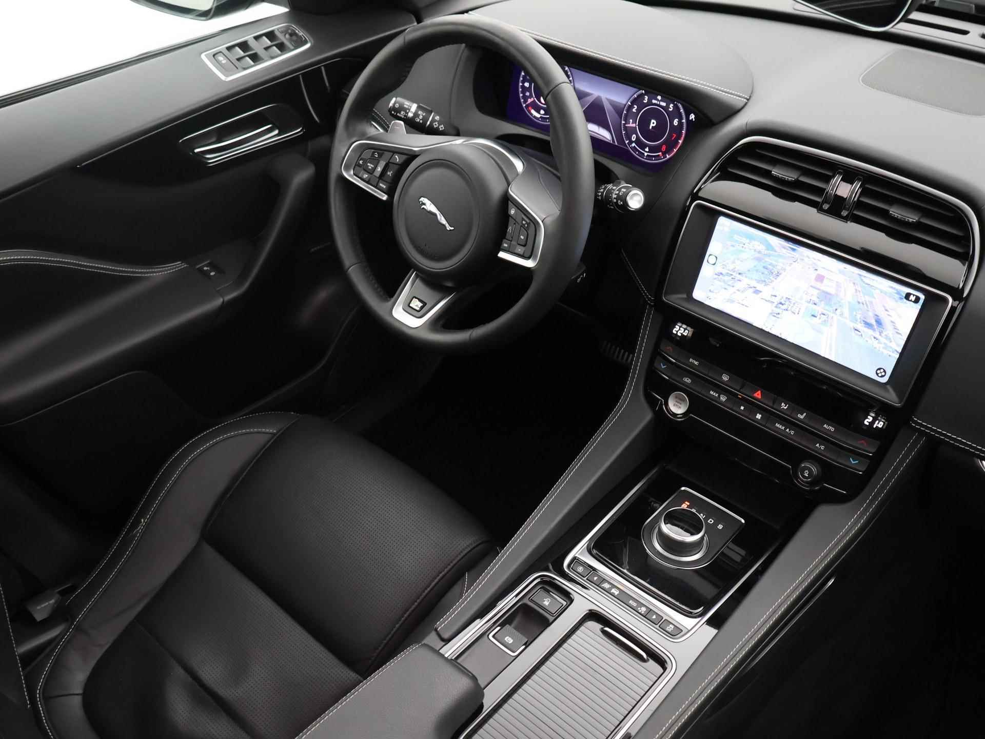 Jaguar F-PACE 2.0T 251 PK AWD R-SPORT + PANORAMA / DIGITALE COCKPIT / 20 INCH / CAMERA - 34/87