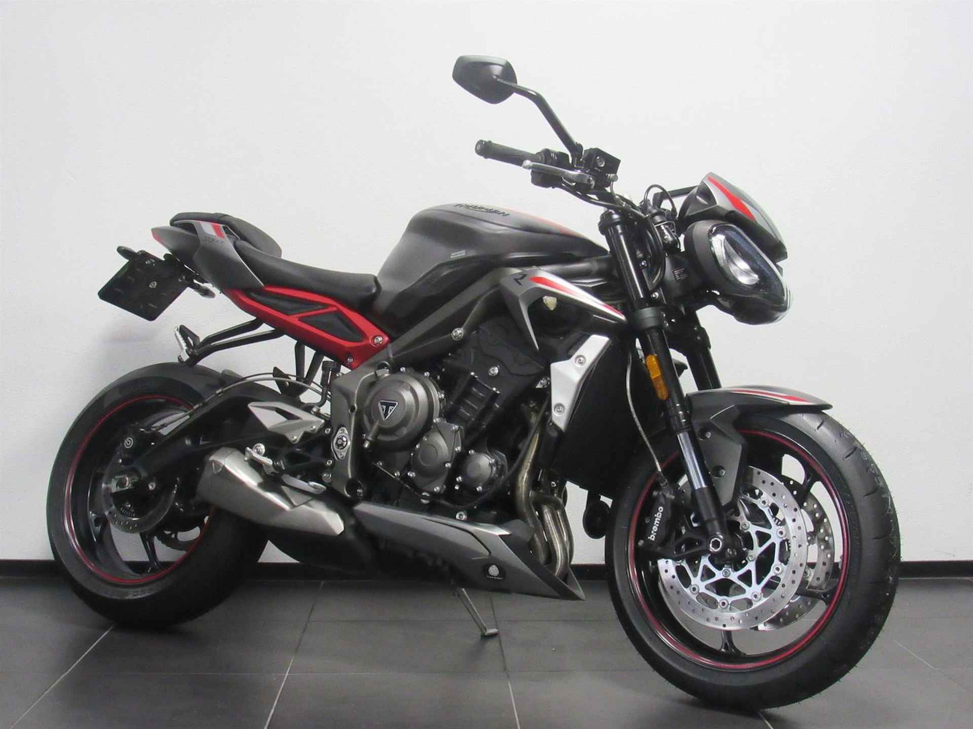 Triumph STREET TRIPLE R - 2020 - 2/14