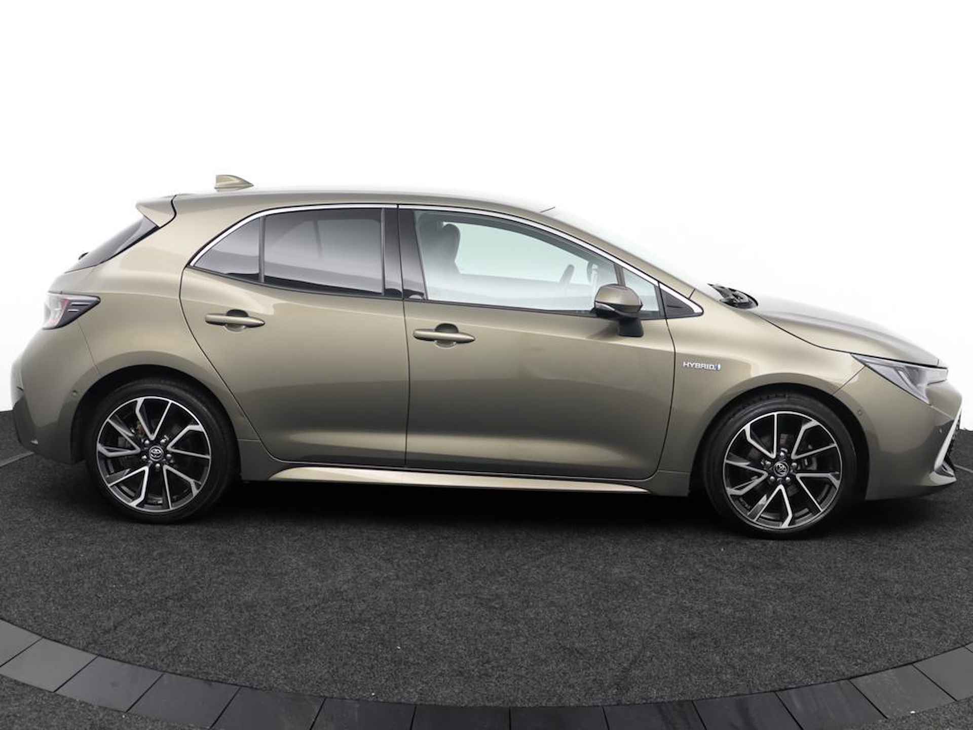 Toyota Corolla 1.8 Hybrid Executive | Leer | Dodehoek detectie | Fullmap navigatie |Apple carplay/Android auto | - 12/49