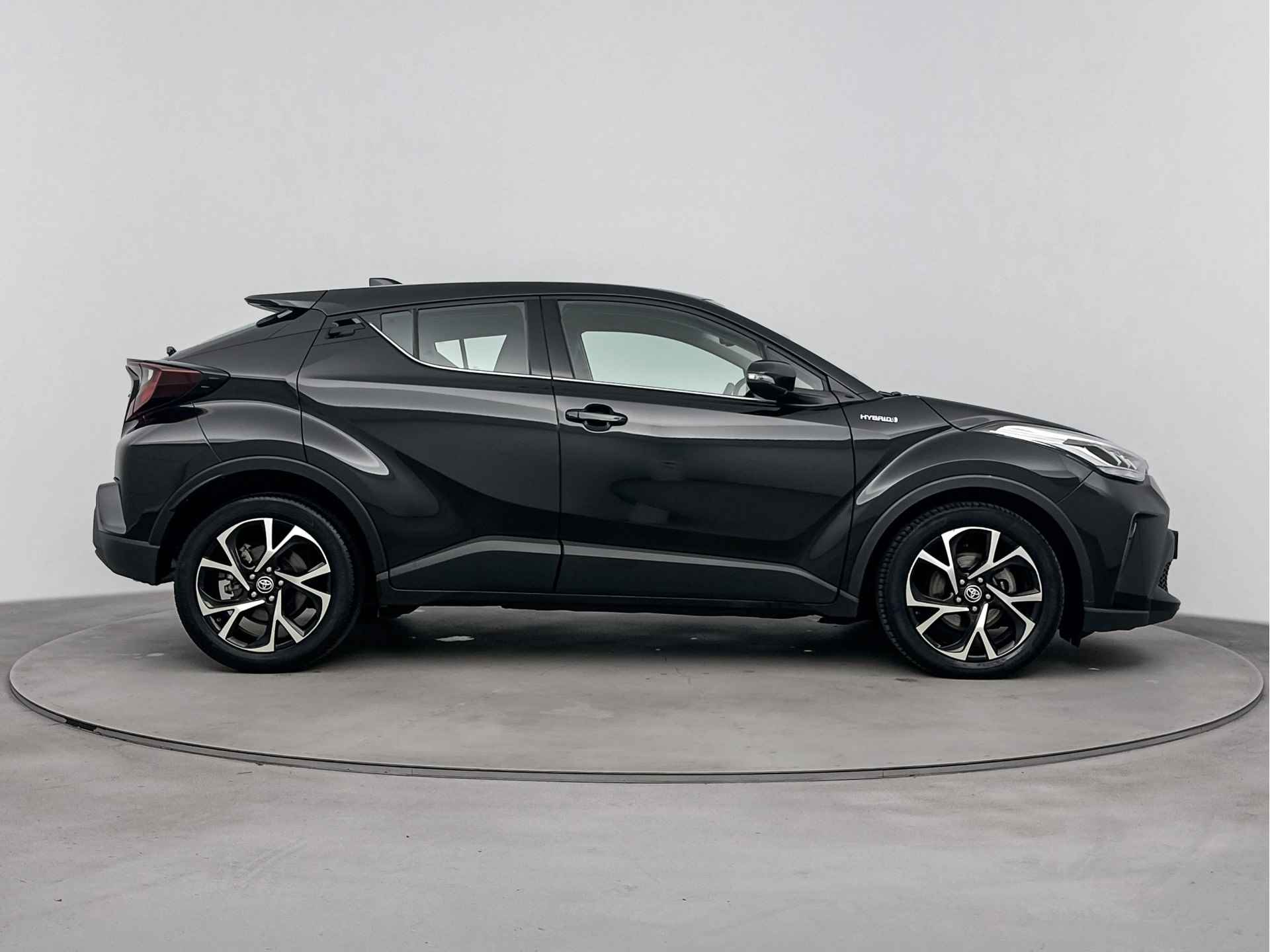 Toyota C-HR 1.8 Hybrid Dynamic | Navigatie | Camera | Climate Control | Cruise Control Adaptief | Parkeersensoren | - 14/40