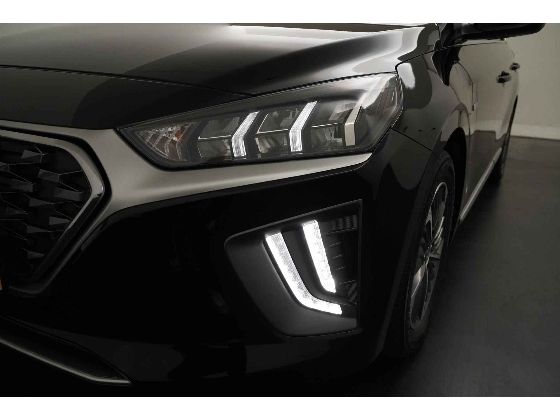 Hyundai IONIQ 1.6 GDi PHEV Style | Head Up | Stuur & Stoelverwarming | Zondag Open! - 23/40