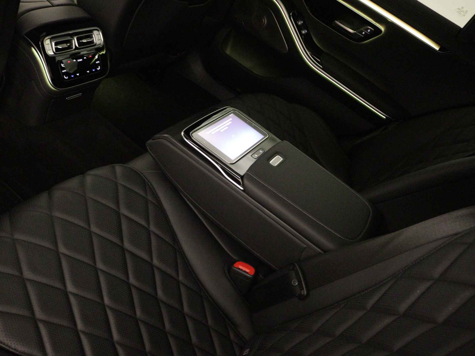Mercedes-Benz S-Klasse 580 e Lang AMG Line | Digital Light | Distronic | Burmester® 3D Surround Sound System | Luchtvering | Inclusief 24 maanden MB Certified garantie voor Europa. - 40/44