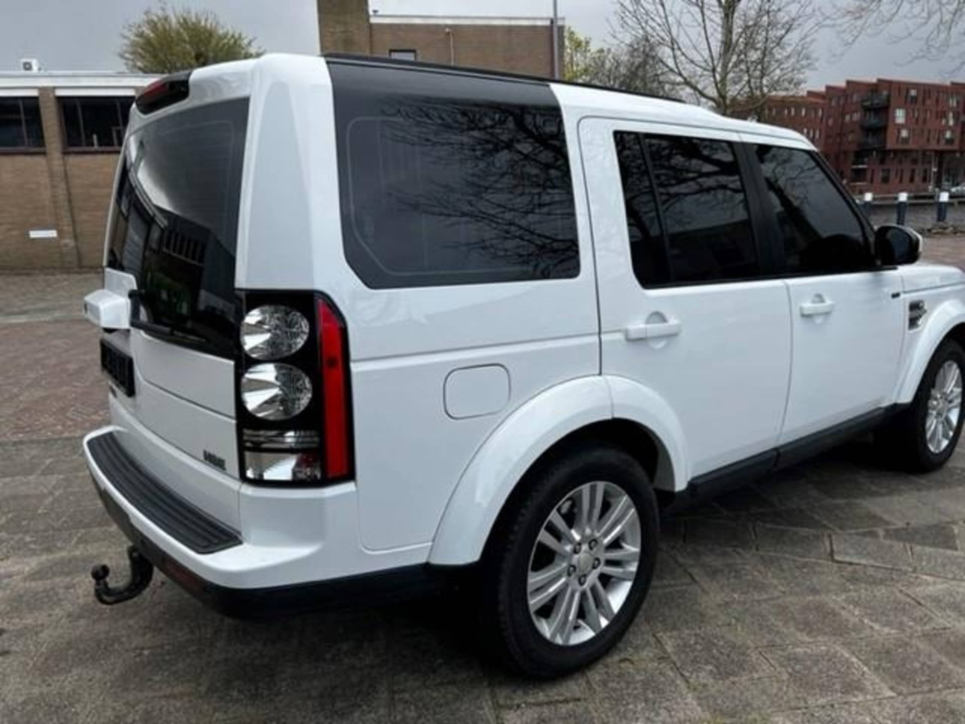 Land Rover Discovery 3.0 SCV6 HSE 7 pers. 7-personen - 8/20