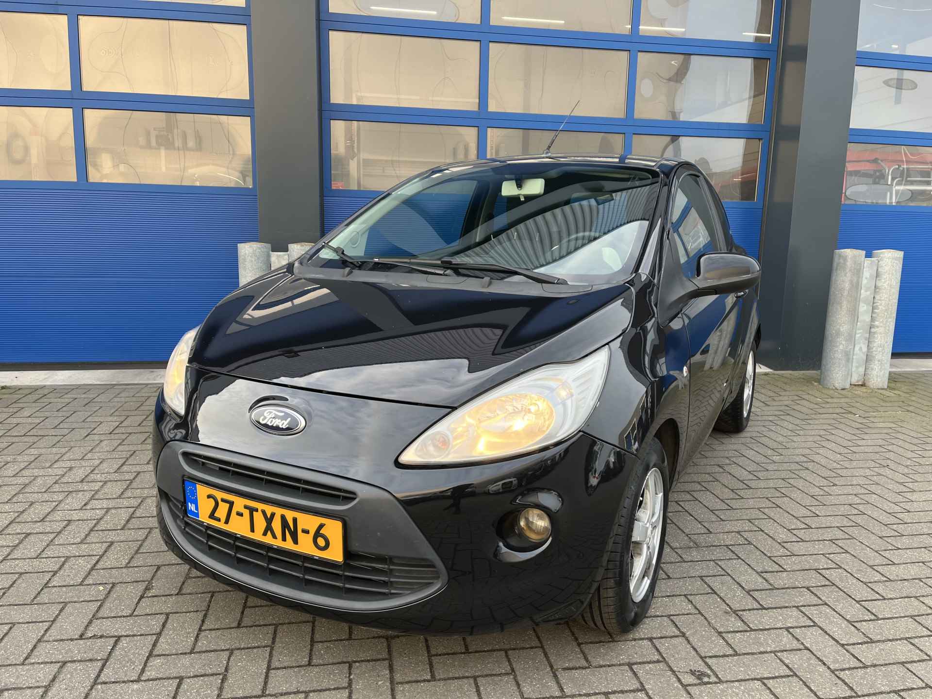 Ford Ka 1.2 70pK Airco/ start/stop/ Titanium X - 6/20