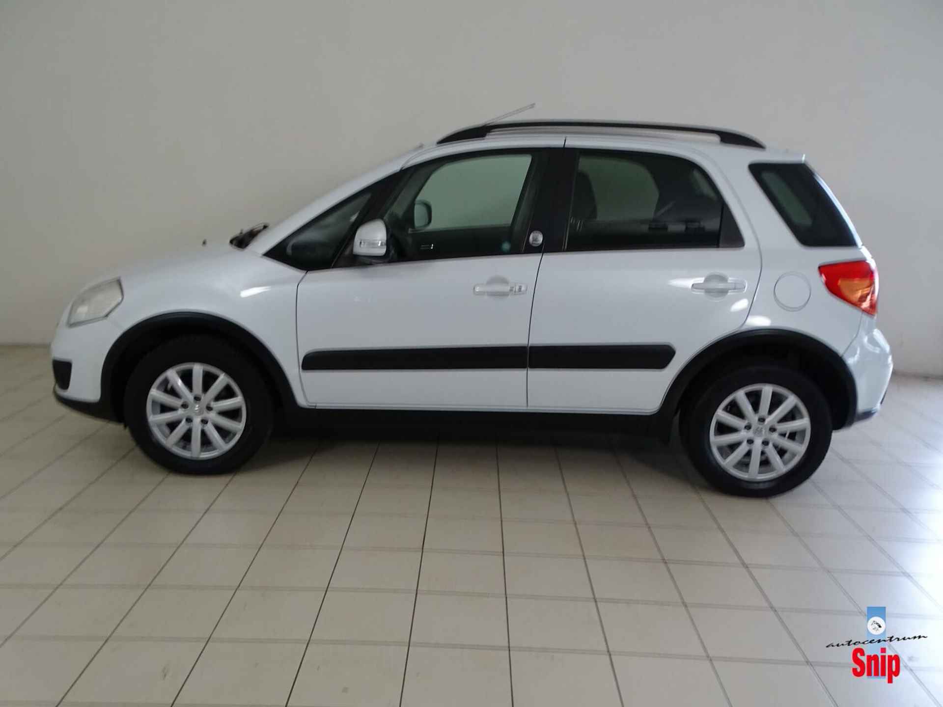 Suzuki SX4 1.6 AWD Expressive - 7/27