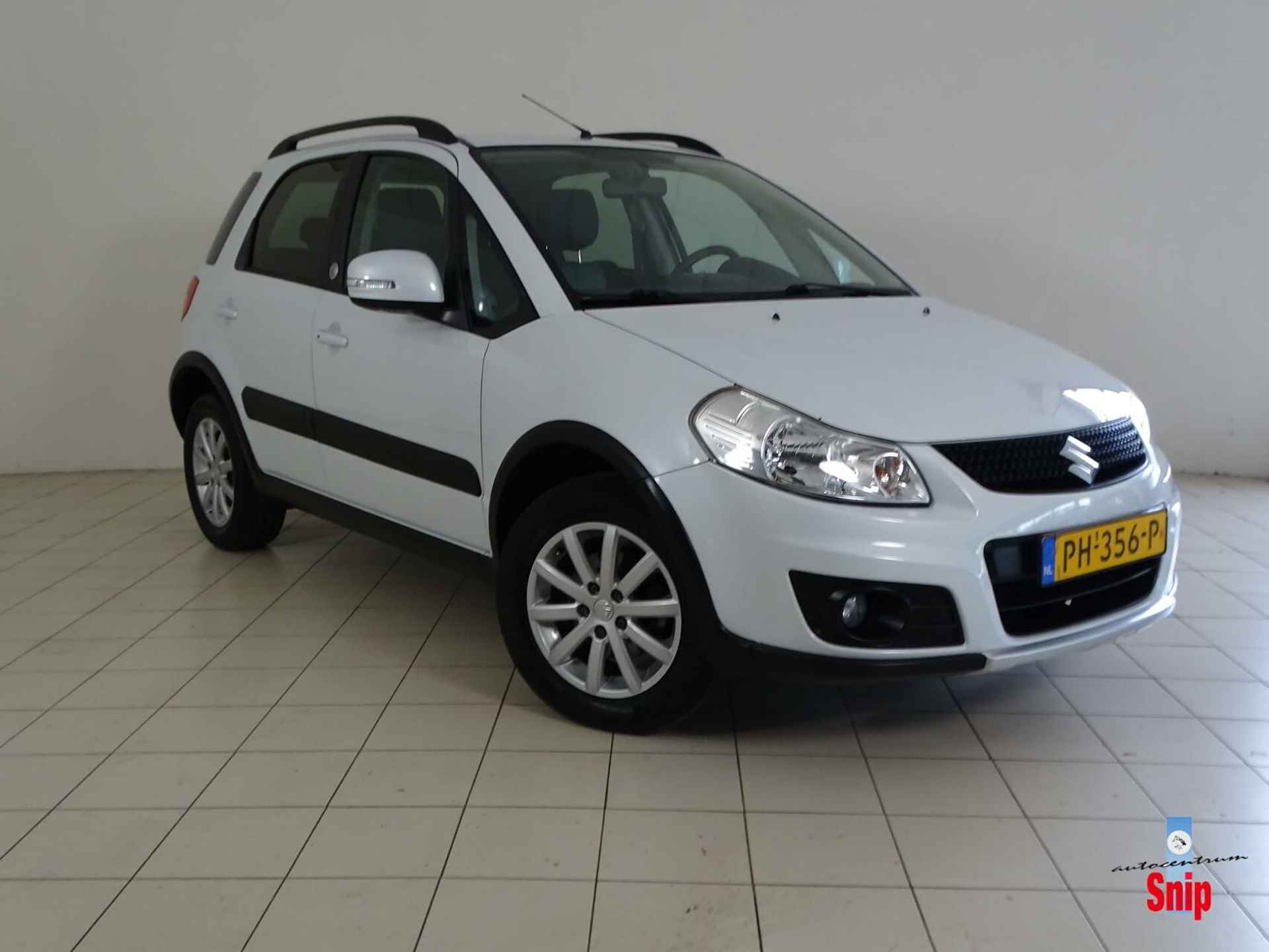 Suzuki SX4 1.6 AWD Expressive - 12/27