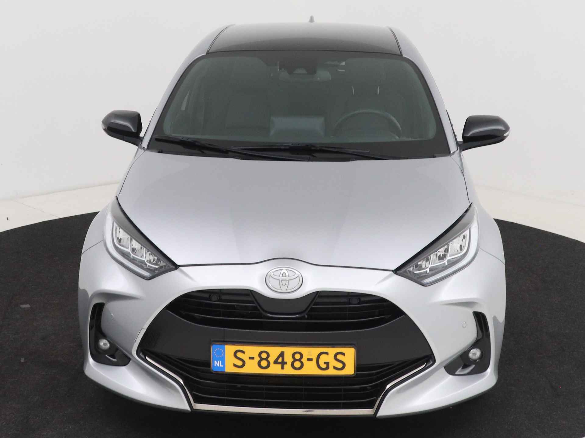 Toyota Yaris 1.5 VVT-i Executive | JBL | Panoramadak | Head-up Display | Stuur-/Stoelverwarming | Dodehoekdetector | Navigatie | Climate Control | LED | LM Velgen | - 36/49