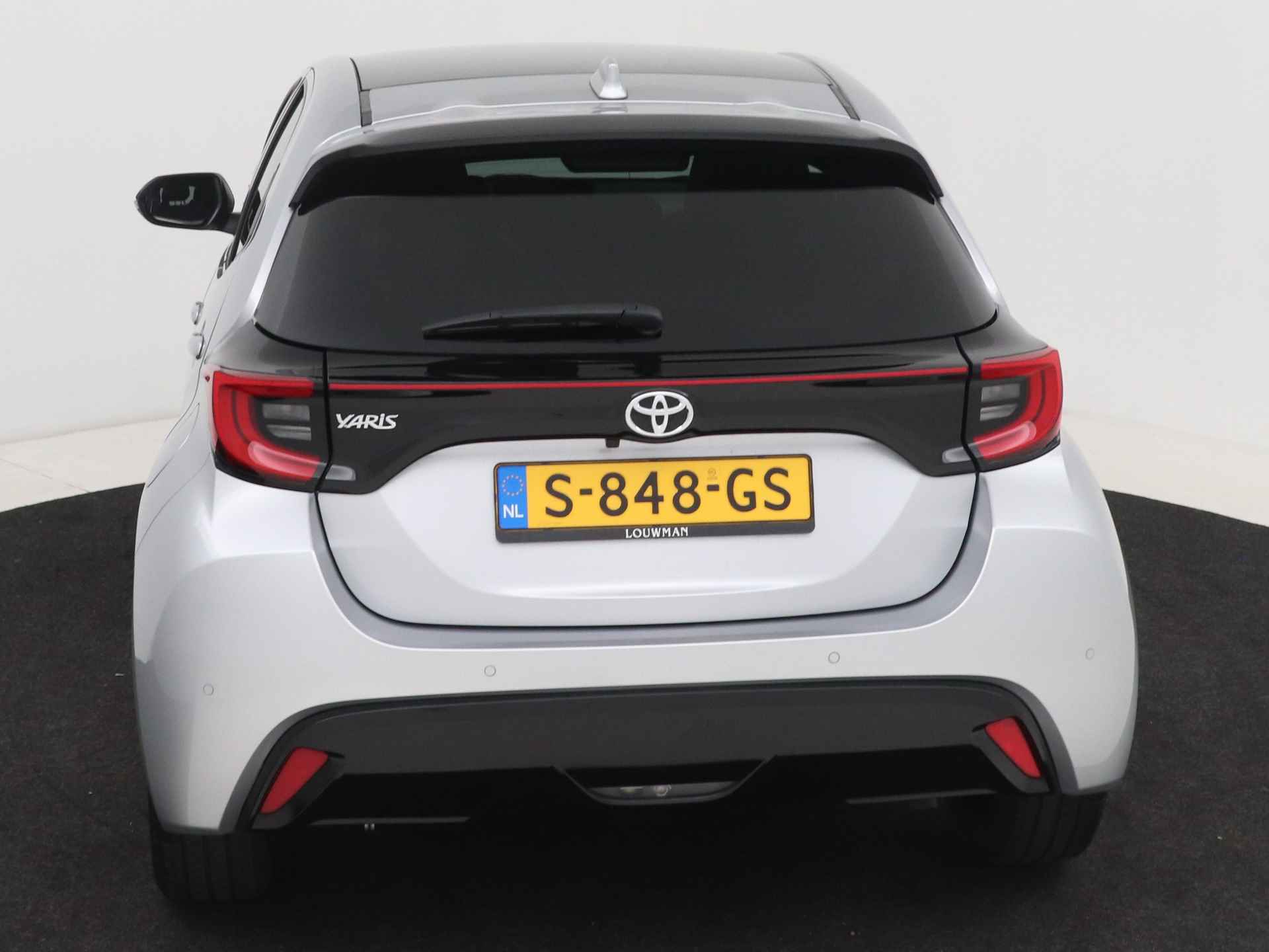 Toyota Yaris 1.5 VVT-i Executive | JBL | Panoramadak | Head-up Display | Stuur-/Stoelverwarming | Dodehoekdetector | Navigatie | Climate Control | LED | LM Velgen | - 37/49