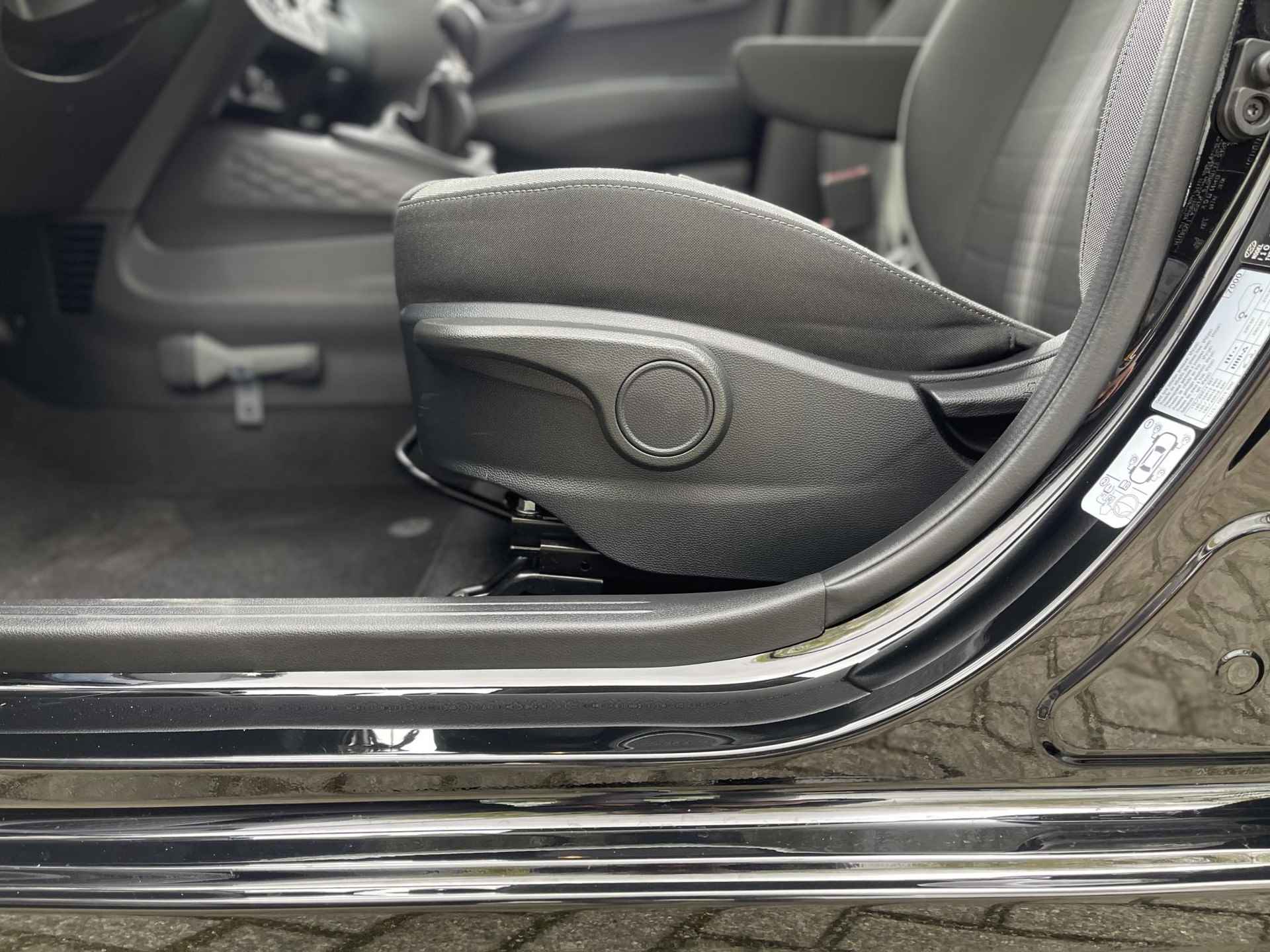 Hyundai i10 1.0 Comfort | Apple Carplay/Android Auto | Camera | Cruise Control | Airco | Bluetooth Tel. | DAB | Rijklaarprijs! - 18/22