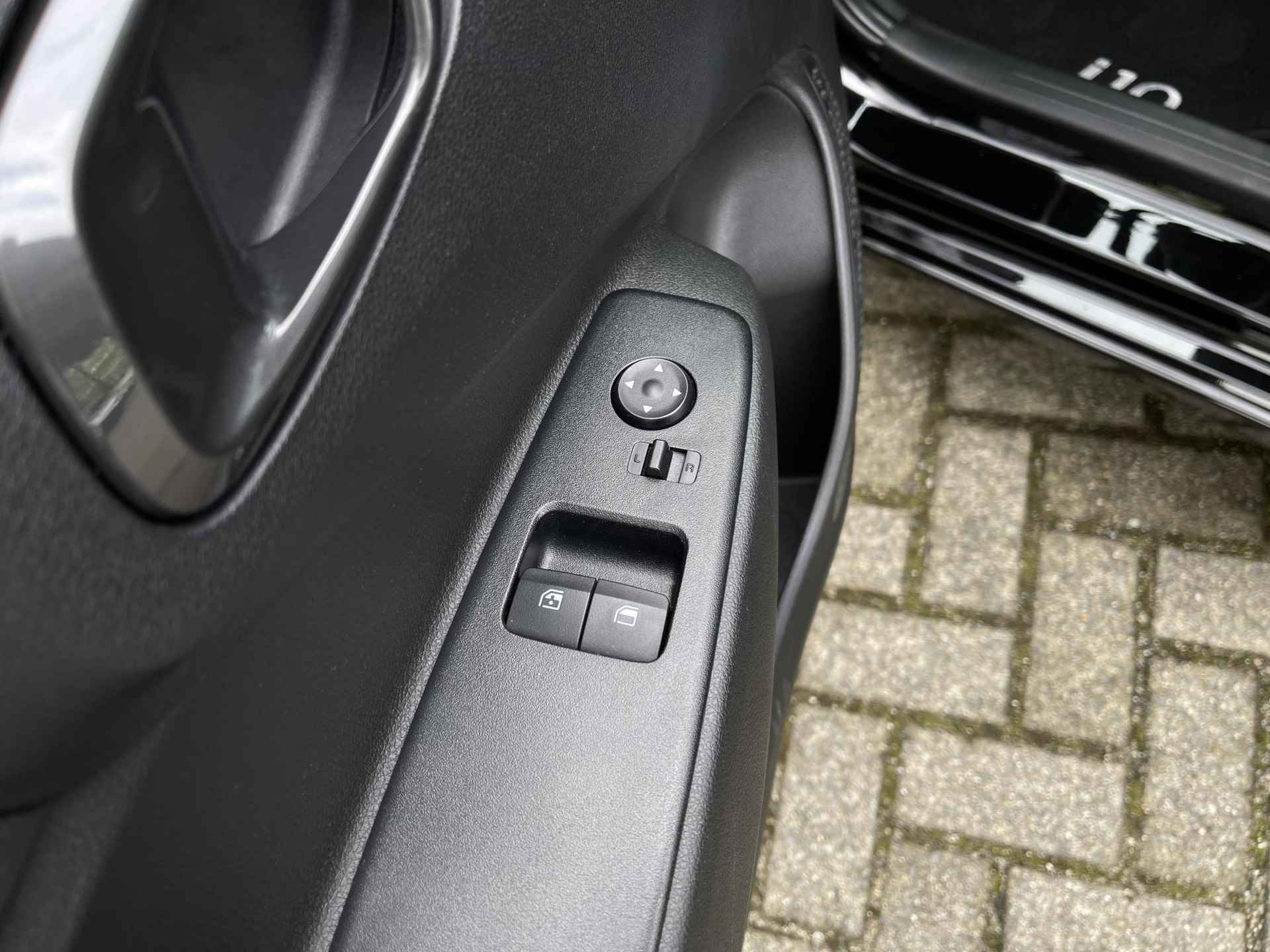 Hyundai i10 1.0 Comfort | Apple Carplay/Android Auto | Camera | Cruise Control | Airco | Bluetooth Tel. | DAB | Rijklaarprijs! - 19/22