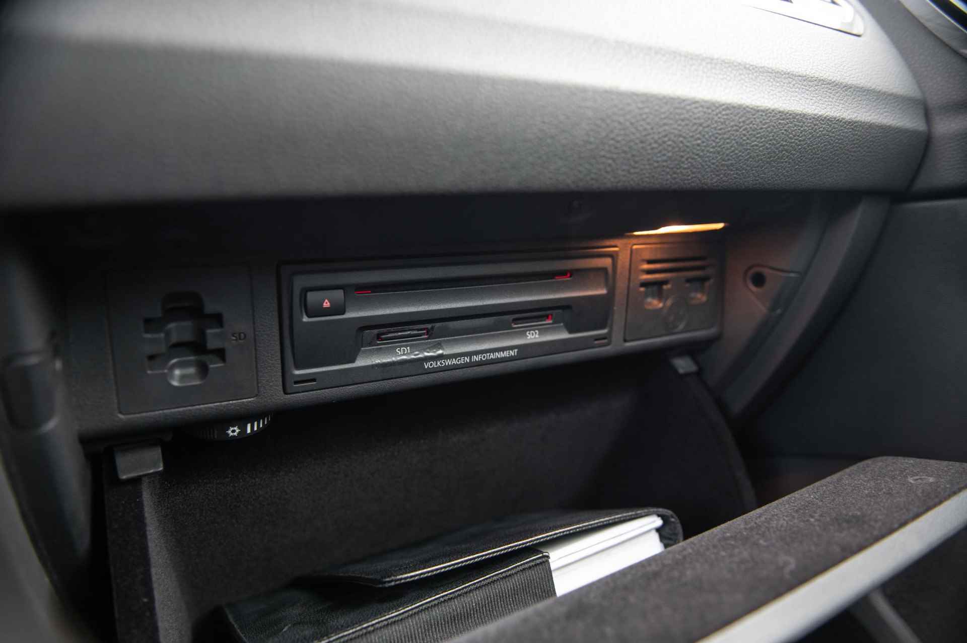 Volkswagen Golf Sportsvan 1.4 TSI Allstar 125pk Automaat | Navi | Stoelverwarming - 50/62