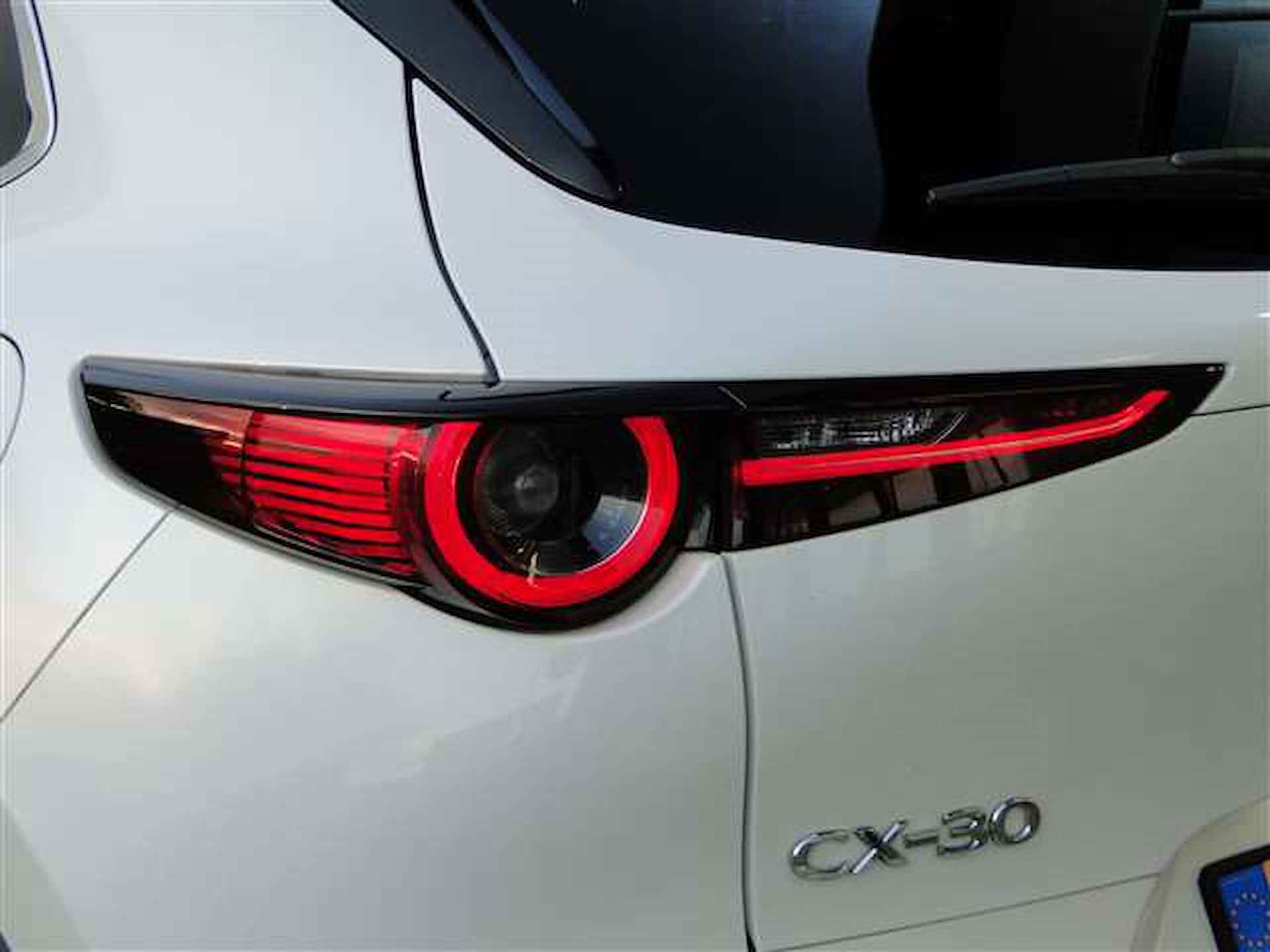 Mazda CX-30 2.0 Skyactiv-X 180pk M-Hybrid | Luxury | leer | Head-Up | Bose - 17/21