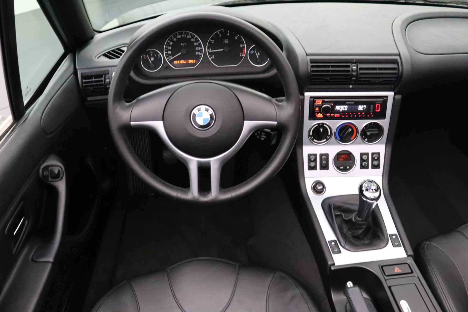 BMW Z3 Roadster 1.9i Sport Line Cabrio | In nieuwstaat | Airconditioning | Lederen bekleding | Verwarmde sportstoelen - 11/23