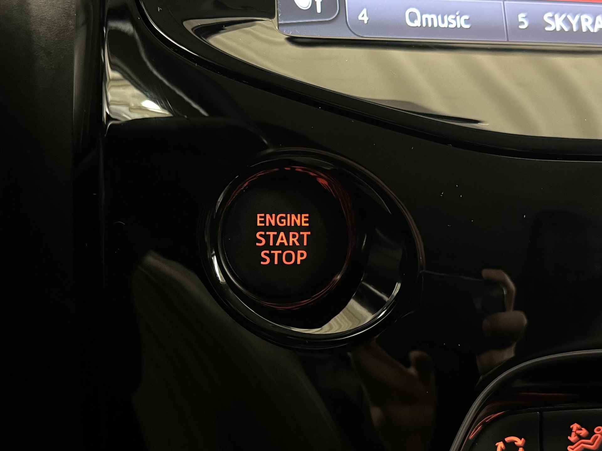 Peugeot 108 1.0 e-VTi Allure | Achteruitrij camera | Keyless entry/start | Climate control | Cruise control | Privacy glass | LMV - 22/34
