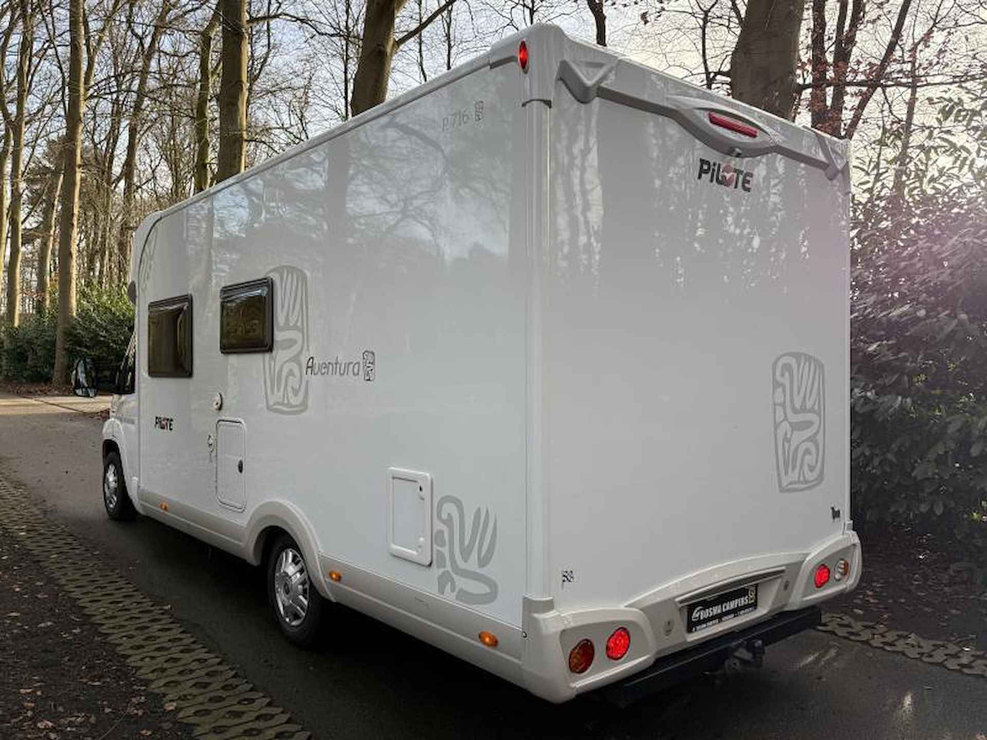 Pilote Aventura 640 Top-Indeling Hefbed 2011 - 4/23