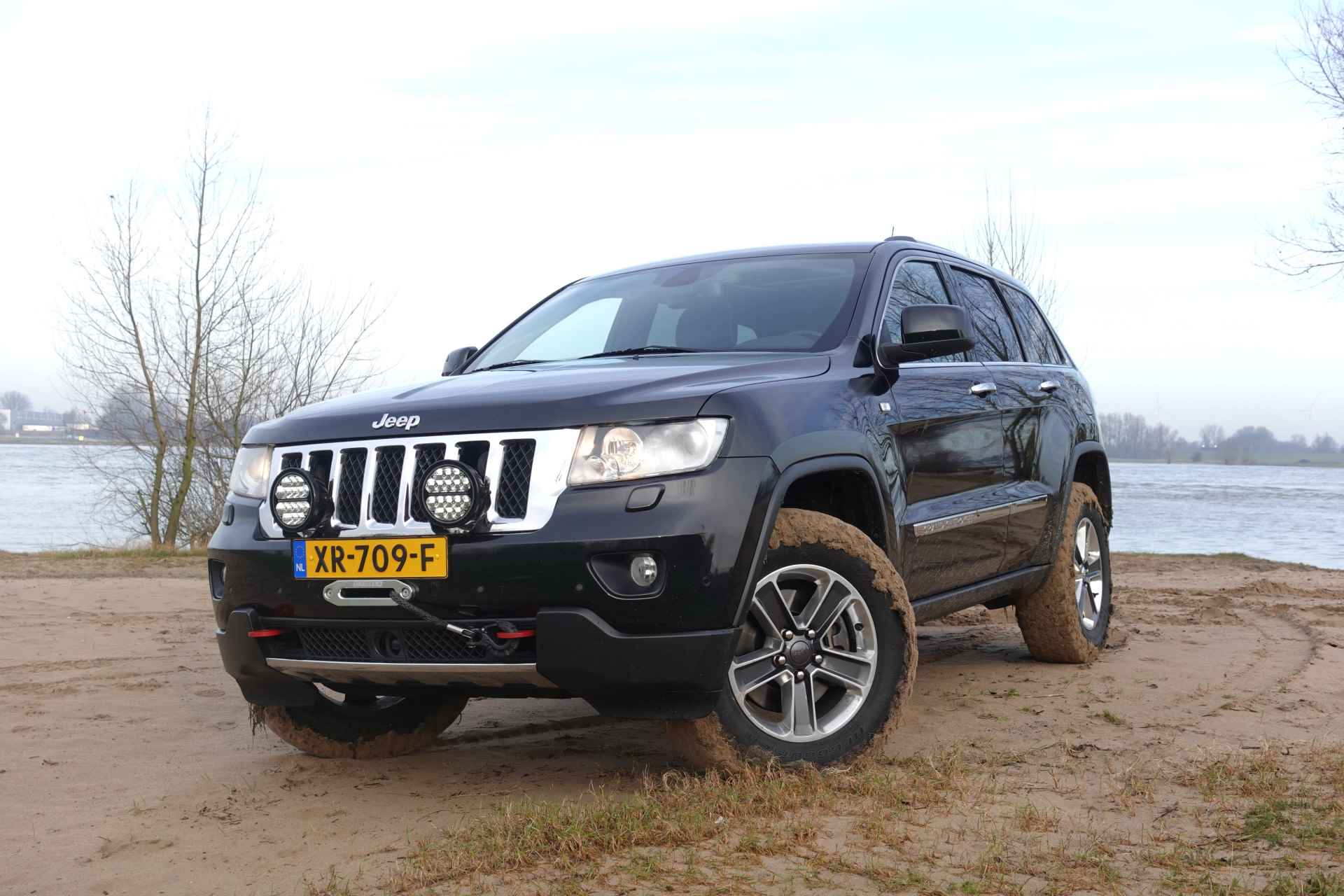 Jeep Grand Cherokee 3.0 CRD Limited | AUTOMAAT | 4X4  | LIER | PANO / SCHUIF | LEDER | TREKH. 3500kg! - 4/43