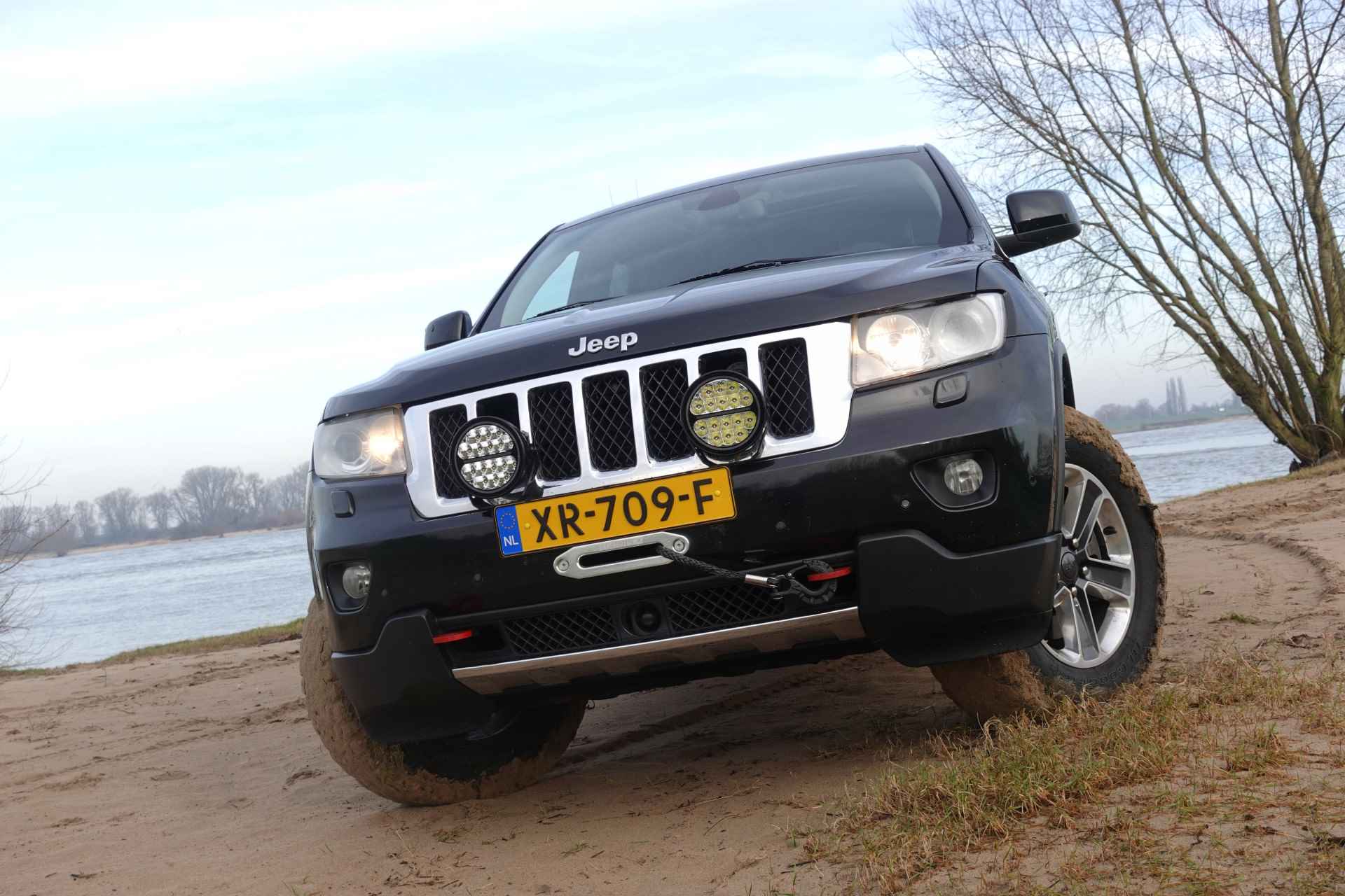 Jeep Grand Cherokee 3.0 CRD Limited | AUTOMAAT | 4X4  | LIER | PANO / SCHUIF | LEDER | TREKH. 3500kg! - 6/43