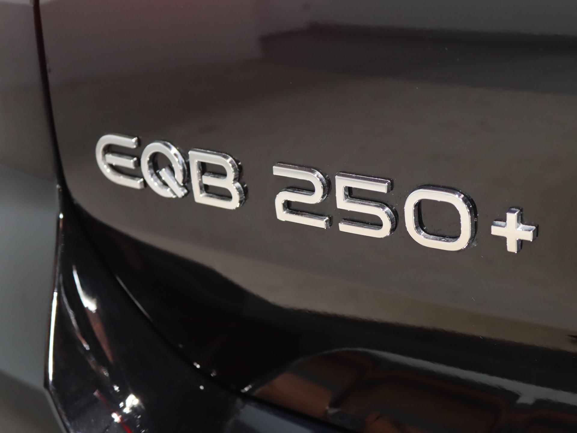 Mercedes-Benz EQB 250+ AMG Line 71 kWh | Panoramadak | Augmented reality | Apple Carplay | - 13/29