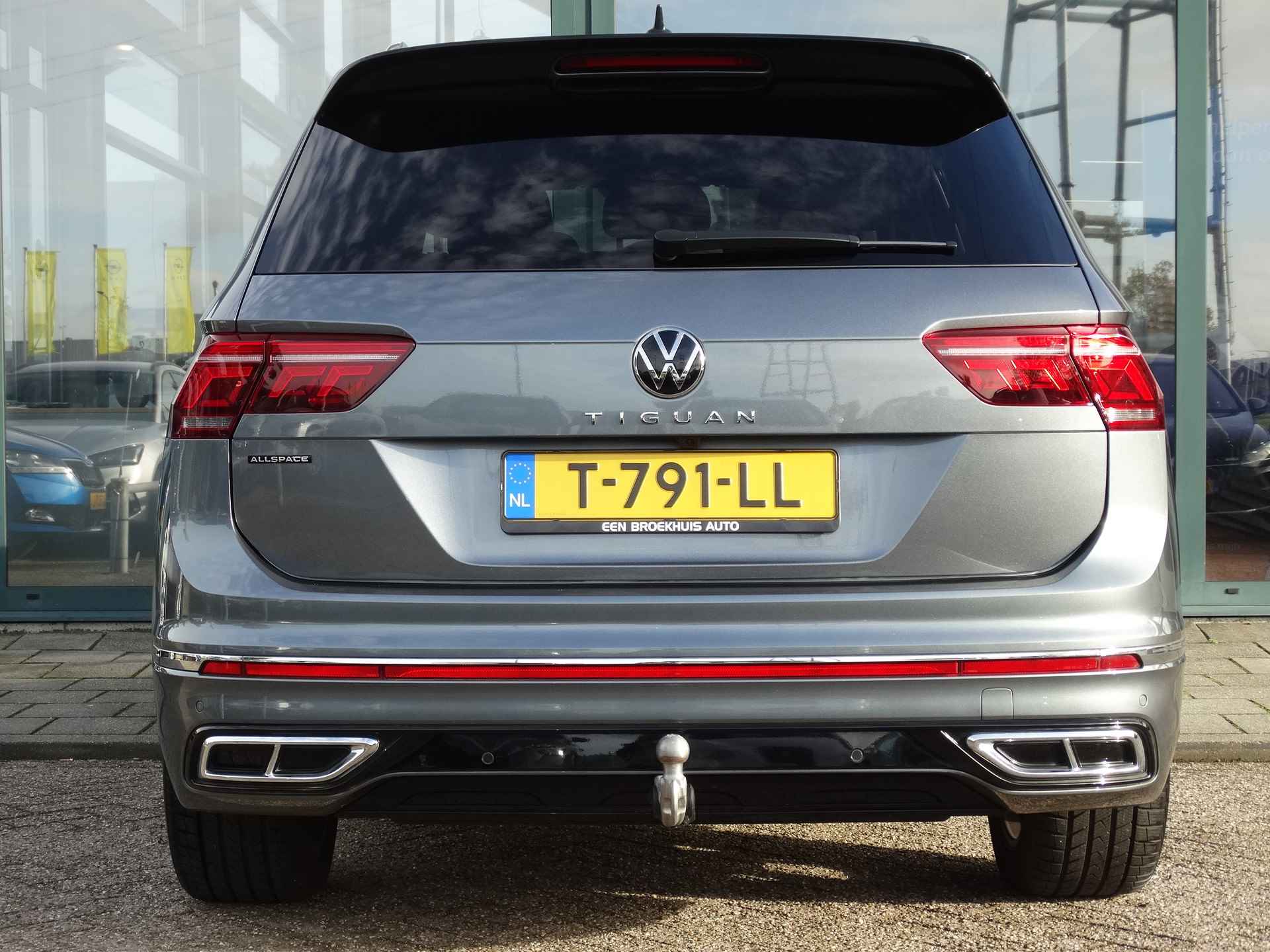 Volkswagen Tiguan Allspace 1.5 TSI R-Line Business 7p. - 9/28