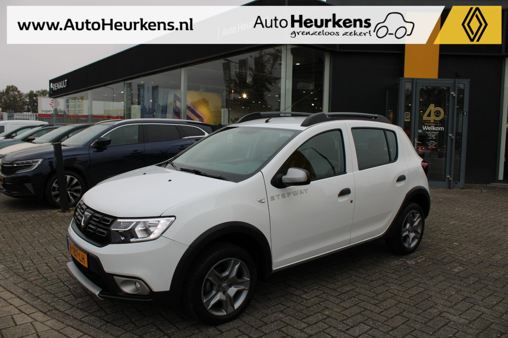 Dacia Sandero SCe 75 Stepway | Dealer-onderhouden | Lage km's |