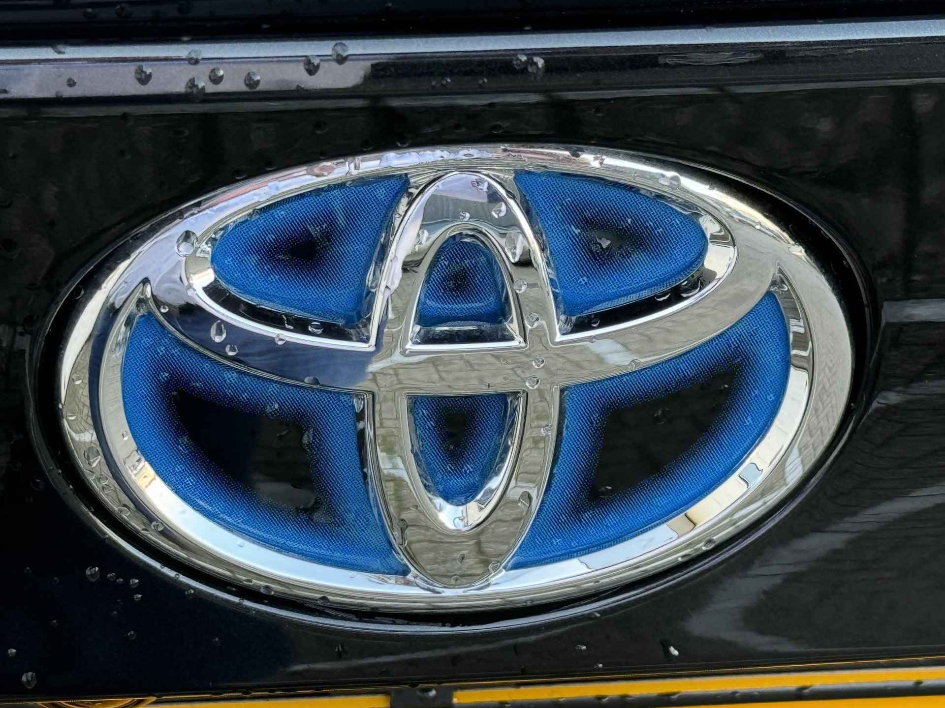 Toyota C-HR 2.0 Hybrid Dynamic - 4/25