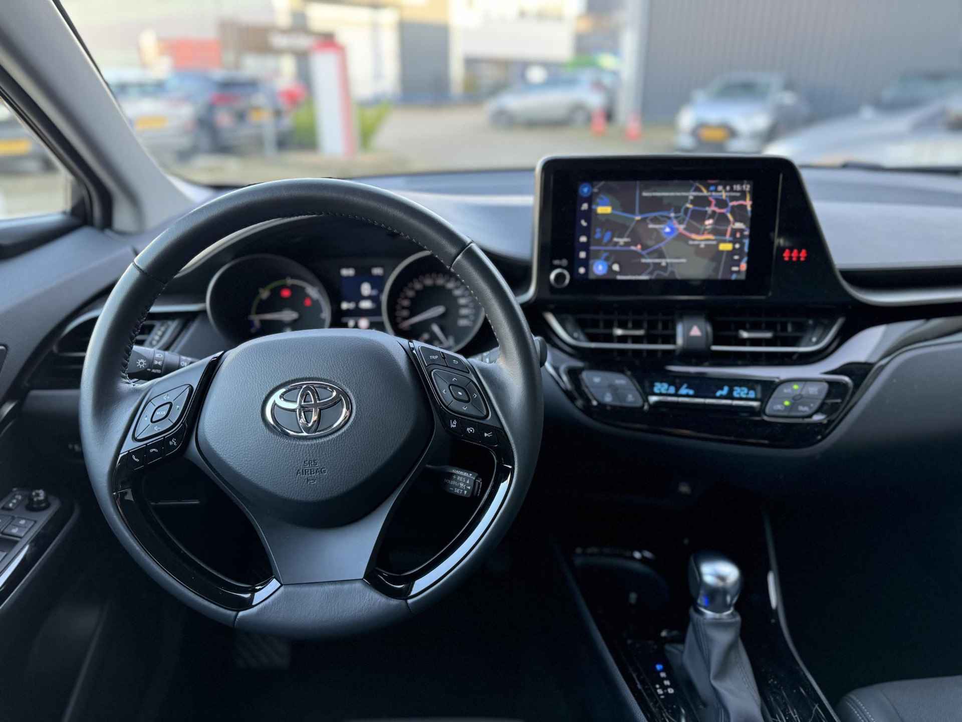 Toyota C-HR 2.0 Hybrid Dynamic - 12/25