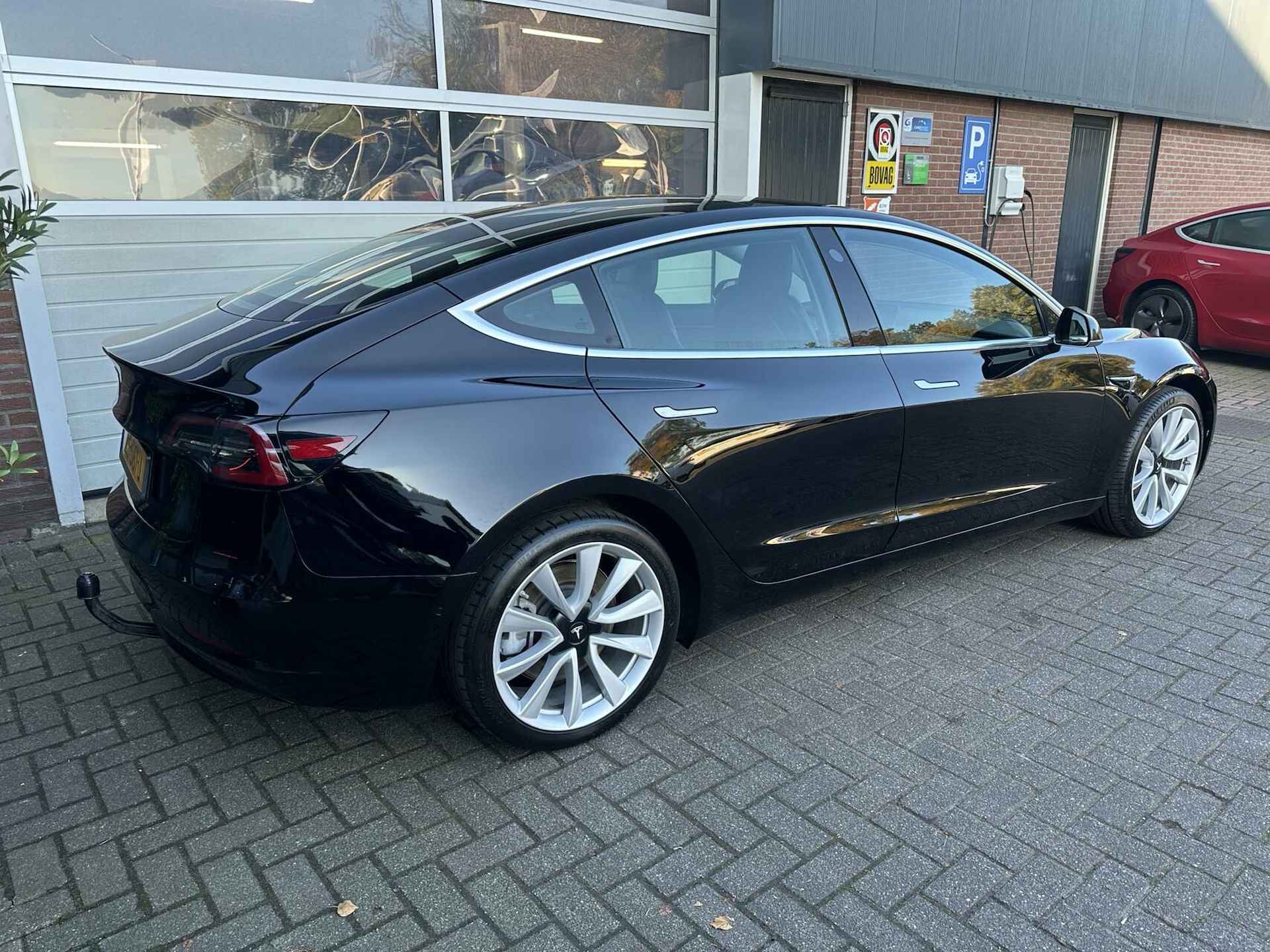 Tesla Model 3 Standard RWD Plus 60 kWh AUTOPILOT 910KG TREKHAAK *ALL-IN PRIJS* - 10/21