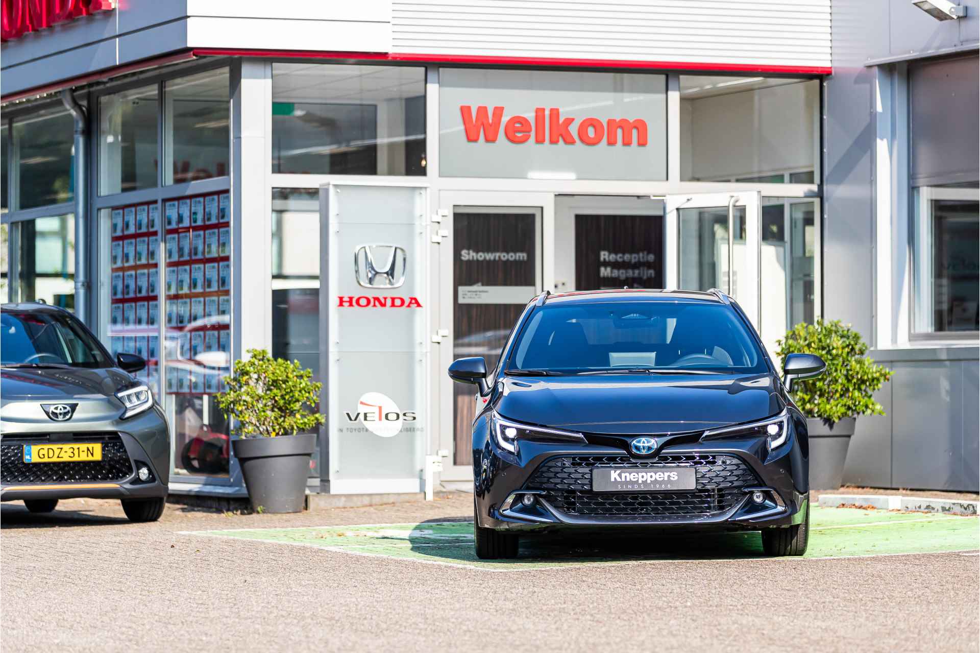 Toyota Corolla Touring Sports Hybrid 140 Dynamic Elektrische achterklep, Apple/Android, Dodenhoekdetectie , All-in Rijklaarprijs - 3/34