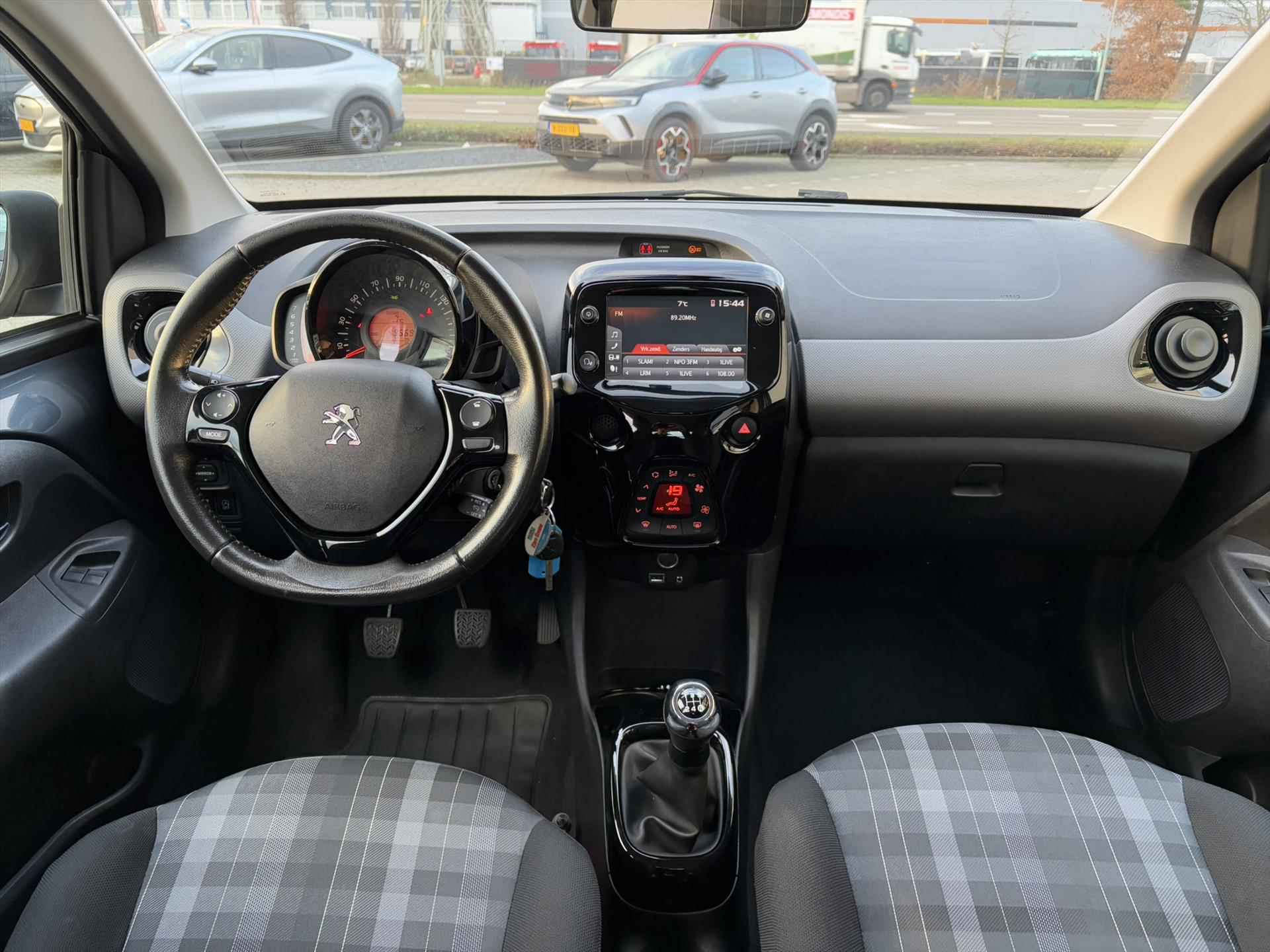 PEUGEOT 108 1.0 e-VTi 72pk 5D Allure | Climate Control | Camera Achter | Lichtmetalen Velgen | - 12/28