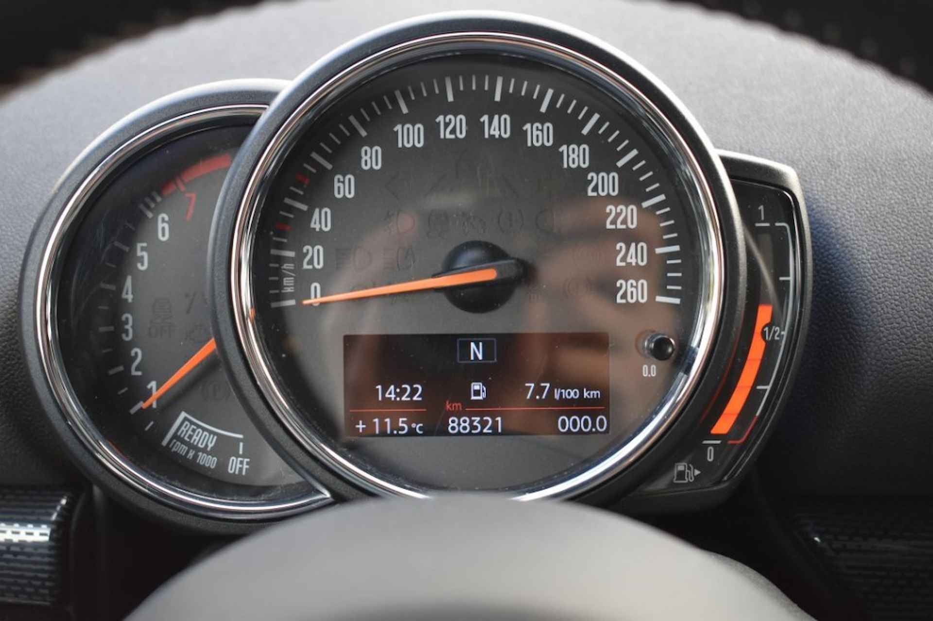 MINI Clubman 1.5 COOPER CHILI / P.DAK / NL AUTO / HARMAN/KARDON / NAVI - 23/41