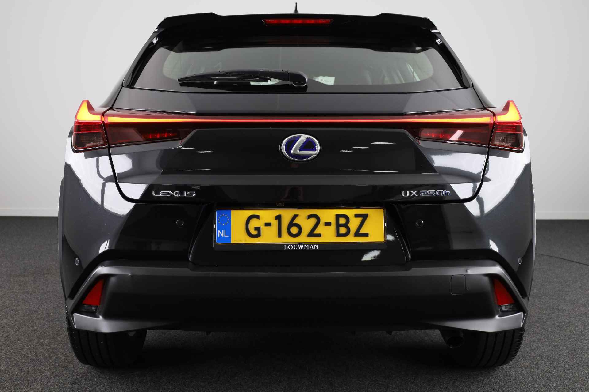 Lexus UX 250h First Edition Limited | Navigatie | Stuur + Stoelverwarming | - 42/46