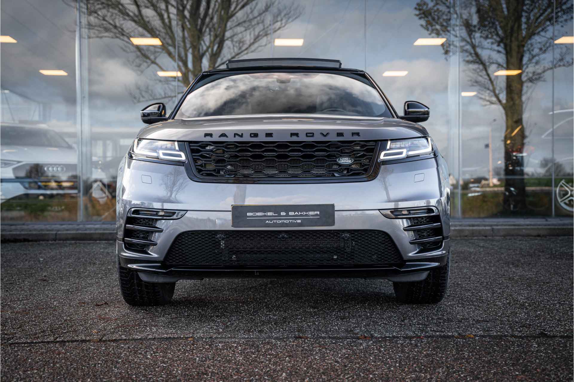 Land Rover Range Rover Velar 2.0 P250 Turbo AWD R-Dynamic HSE - Panodak Orig. NL geleverd - NAP! - 9/83