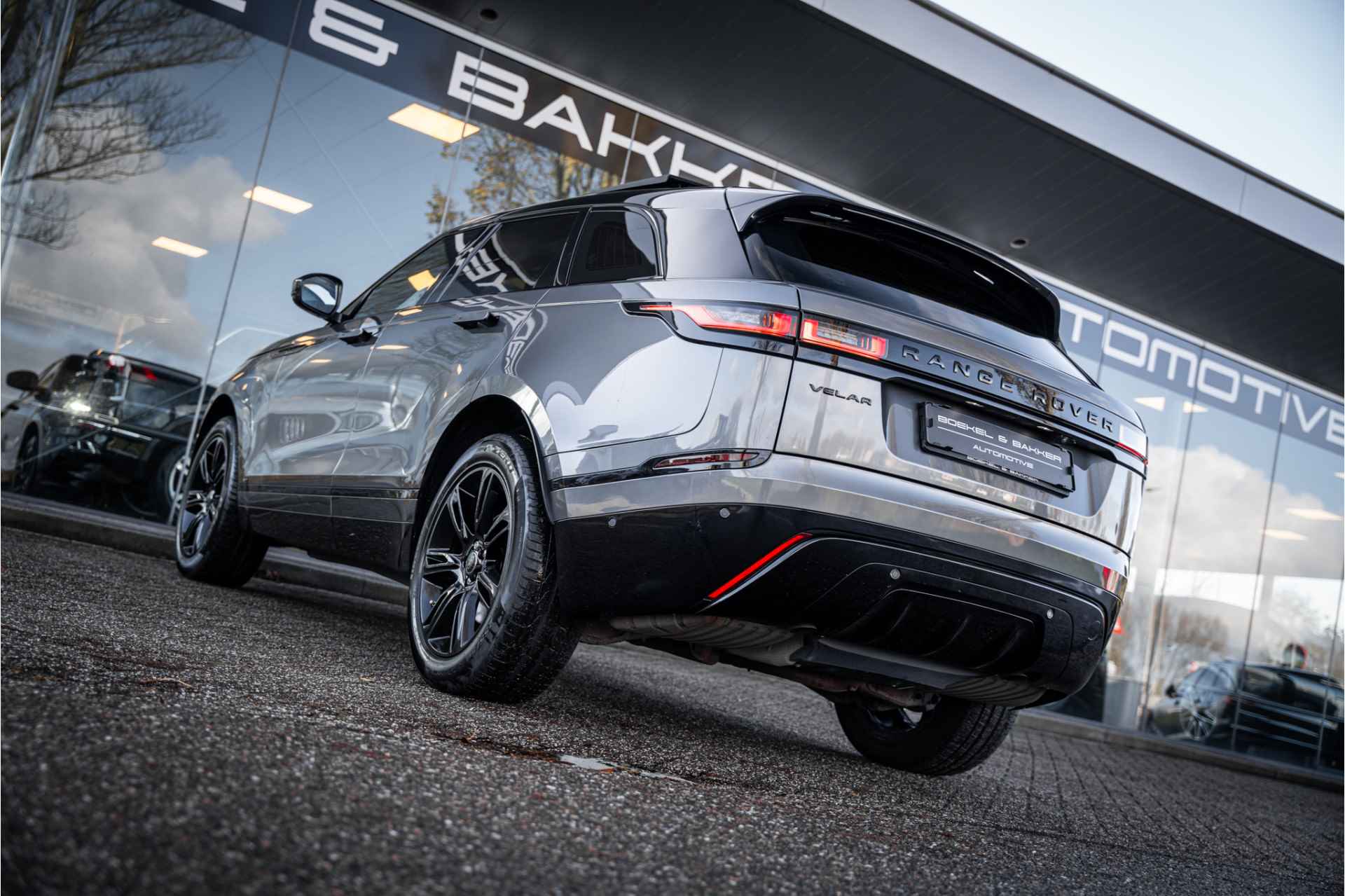 Land Rover Range Rover Velar 2.0 P250 Turbo AWD R-Dynamic HSE - Panodak Orig. NL geleverd - NAP! - 36/83