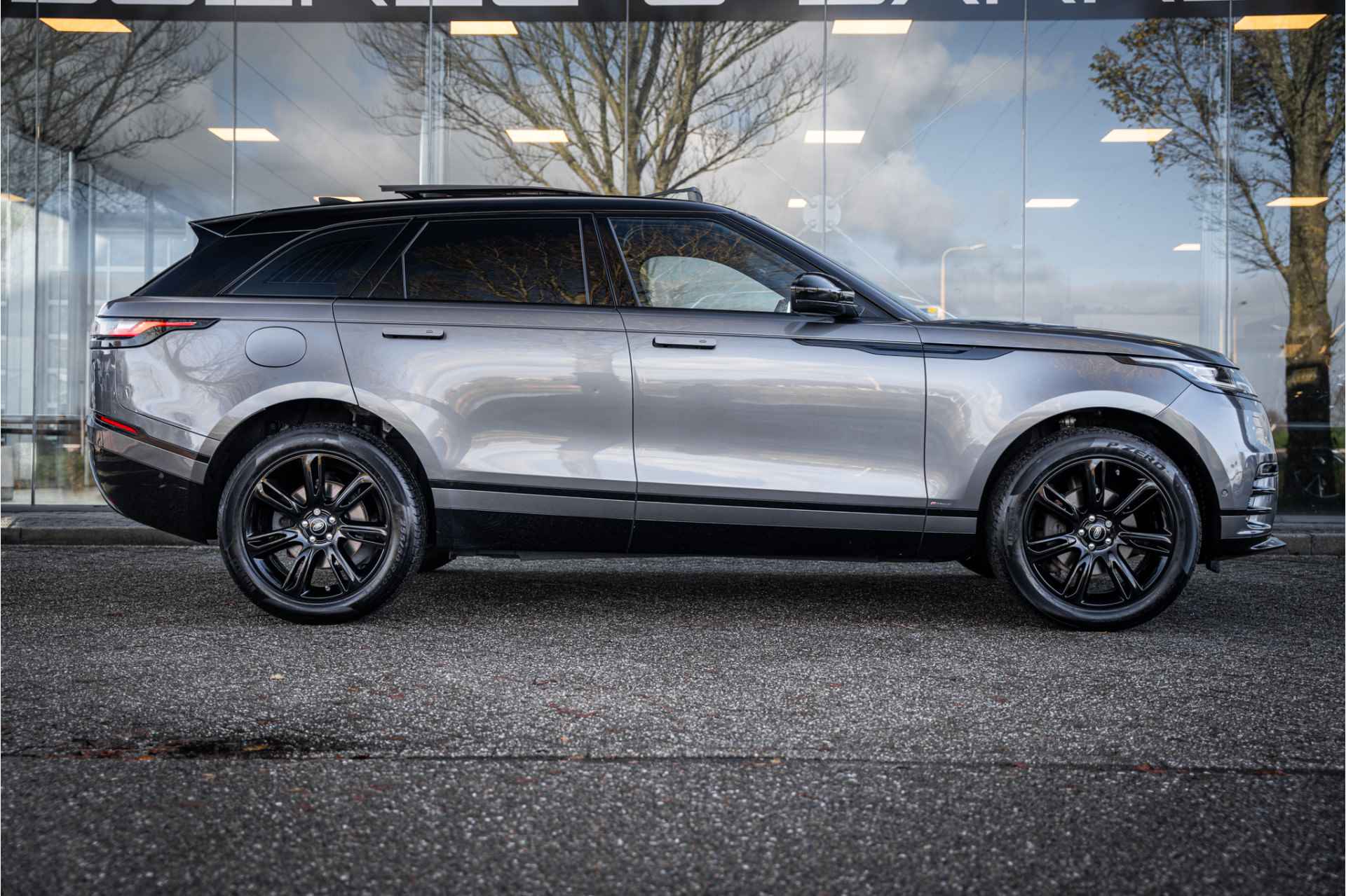 Land Rover Range Rover Velar 2.0 P250 Turbo AWD R-Dynamic HSE - Panodak Orig. NL geleverd - NAP! - 39/83