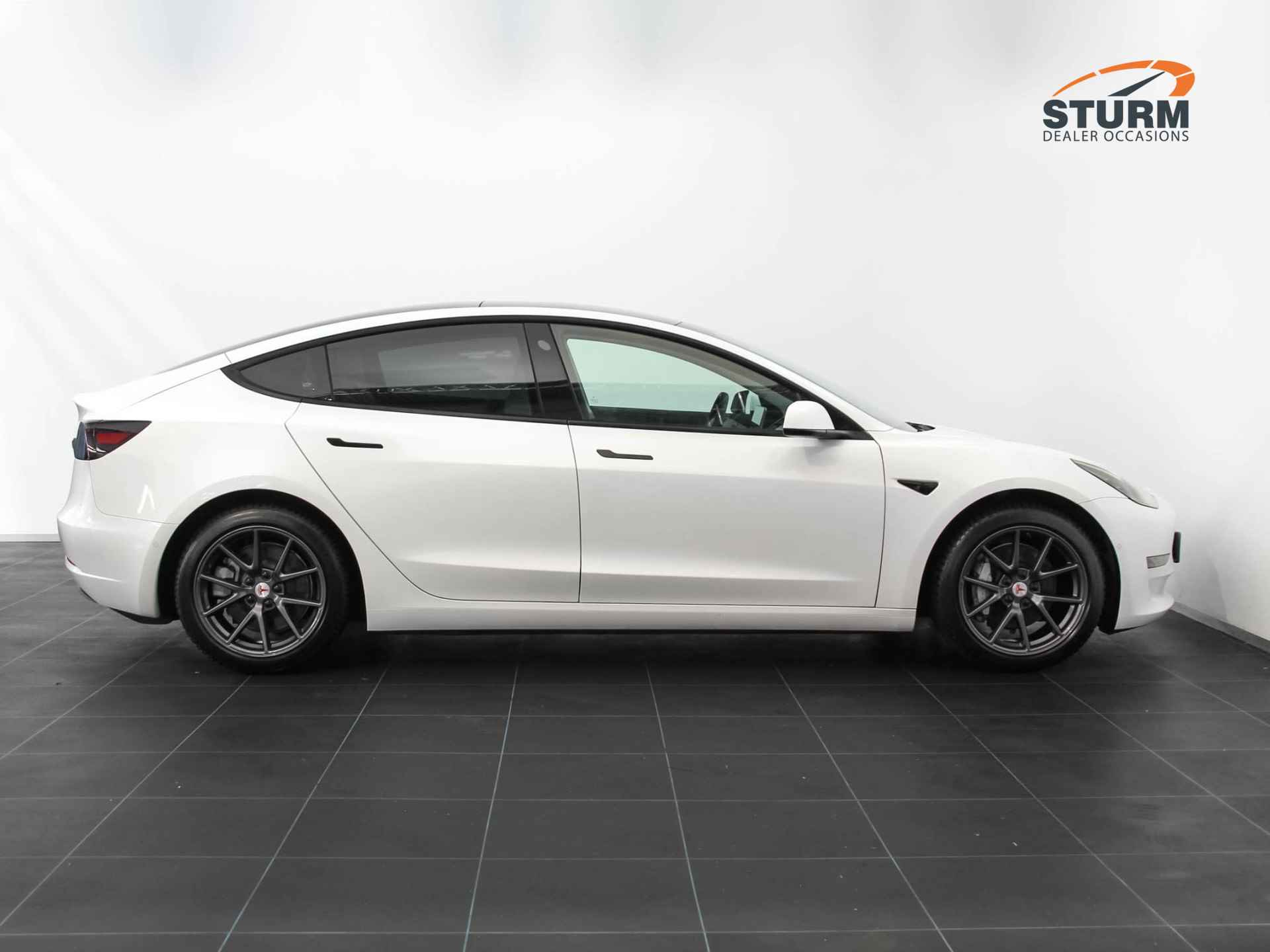 Tesla Model 3 Long Range 75 kWh | Dual Motor | Panoramadak | Vol-Leder Wit | Stoelverwarming | Dashcam | Adapt. Cruise Control | Parelmoer Kleur | Rijklaarprijs! - 3/29
