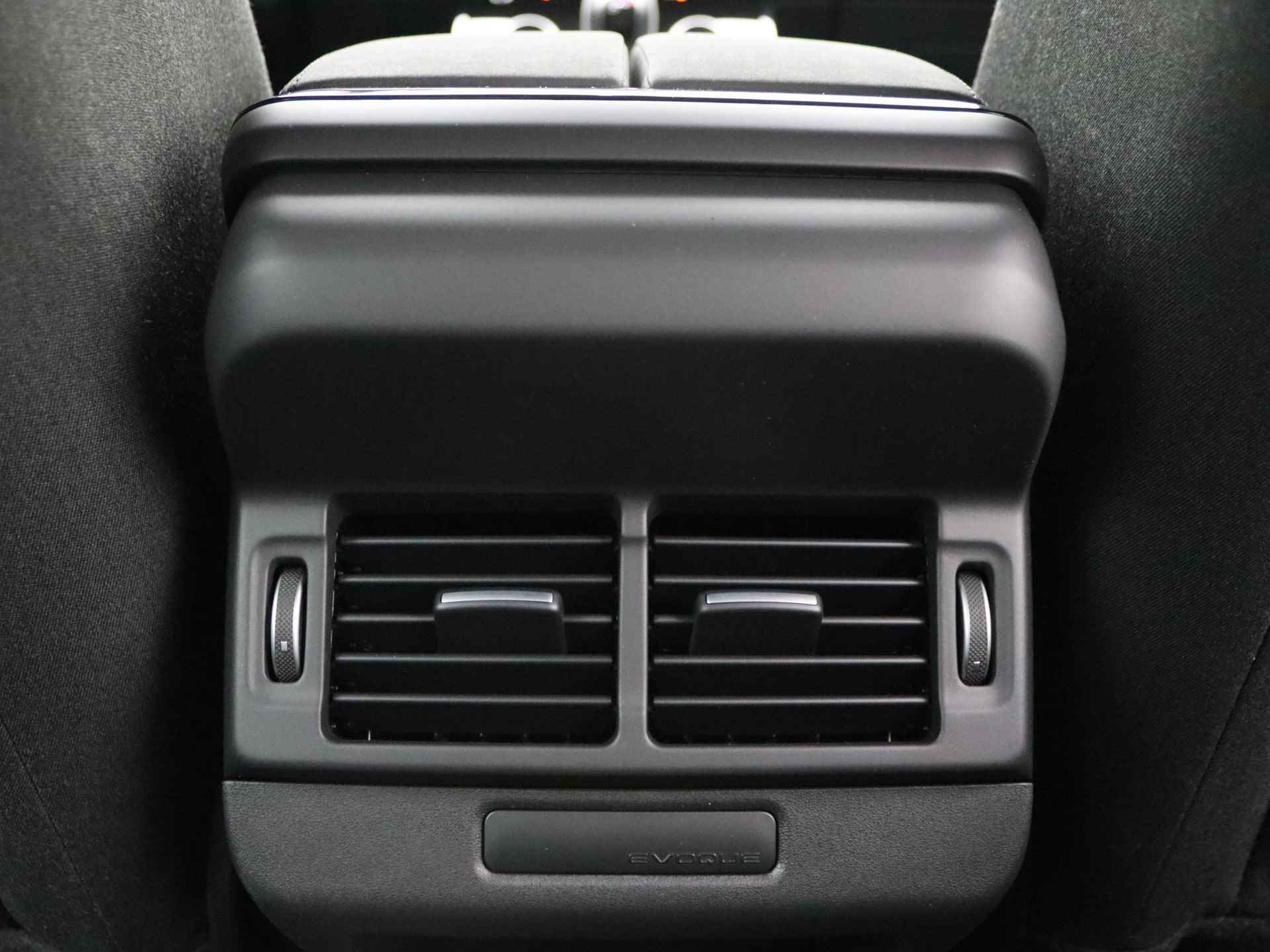 Land Rover Range Rover Evoque P300e AWD SE | Adaptieve Cruise | 20 Inch | Suede Stuurwiel | Stuurwiel verw. | Navi | - 19/51
