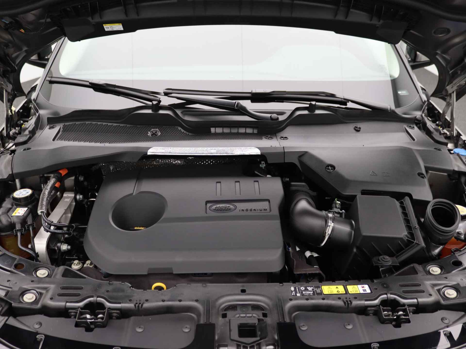 Land Rover Range Rover Evoque P300e AWD SE | Adaptieve Cruise | 20 Inch | Suede Stuurwiel | Stuurwiel verw. | Navi | - 36/51