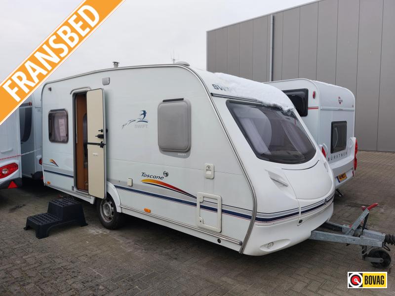 Swift Toscane 450 TF 2004 Voortent/Fietsenrek