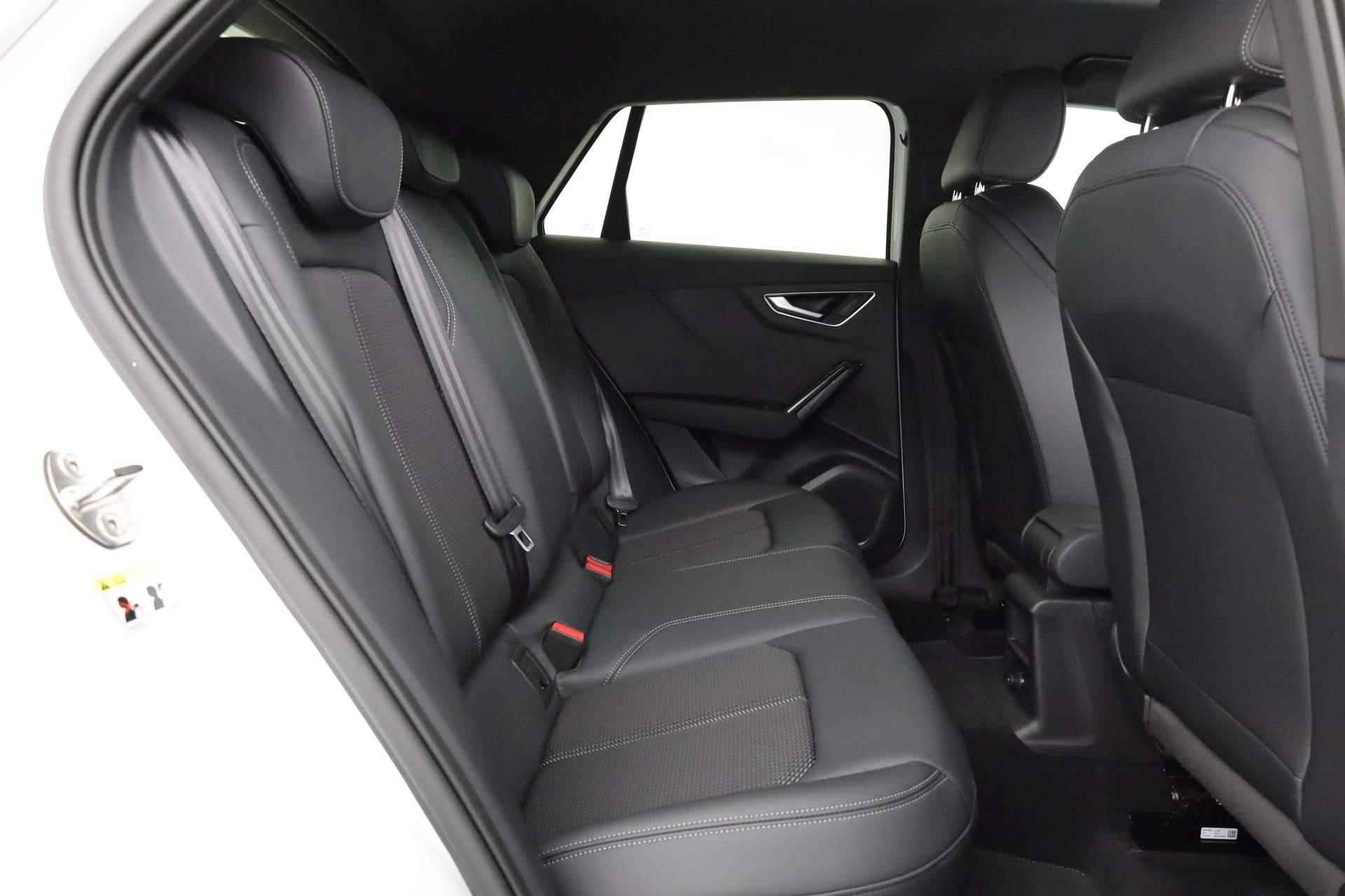 Audi Q2 S Edition 35 TFSI 150 pk | Stoelverwarming voorin | Optiekpakket zwart plus | Assistentiepakket Parking | - 39/40