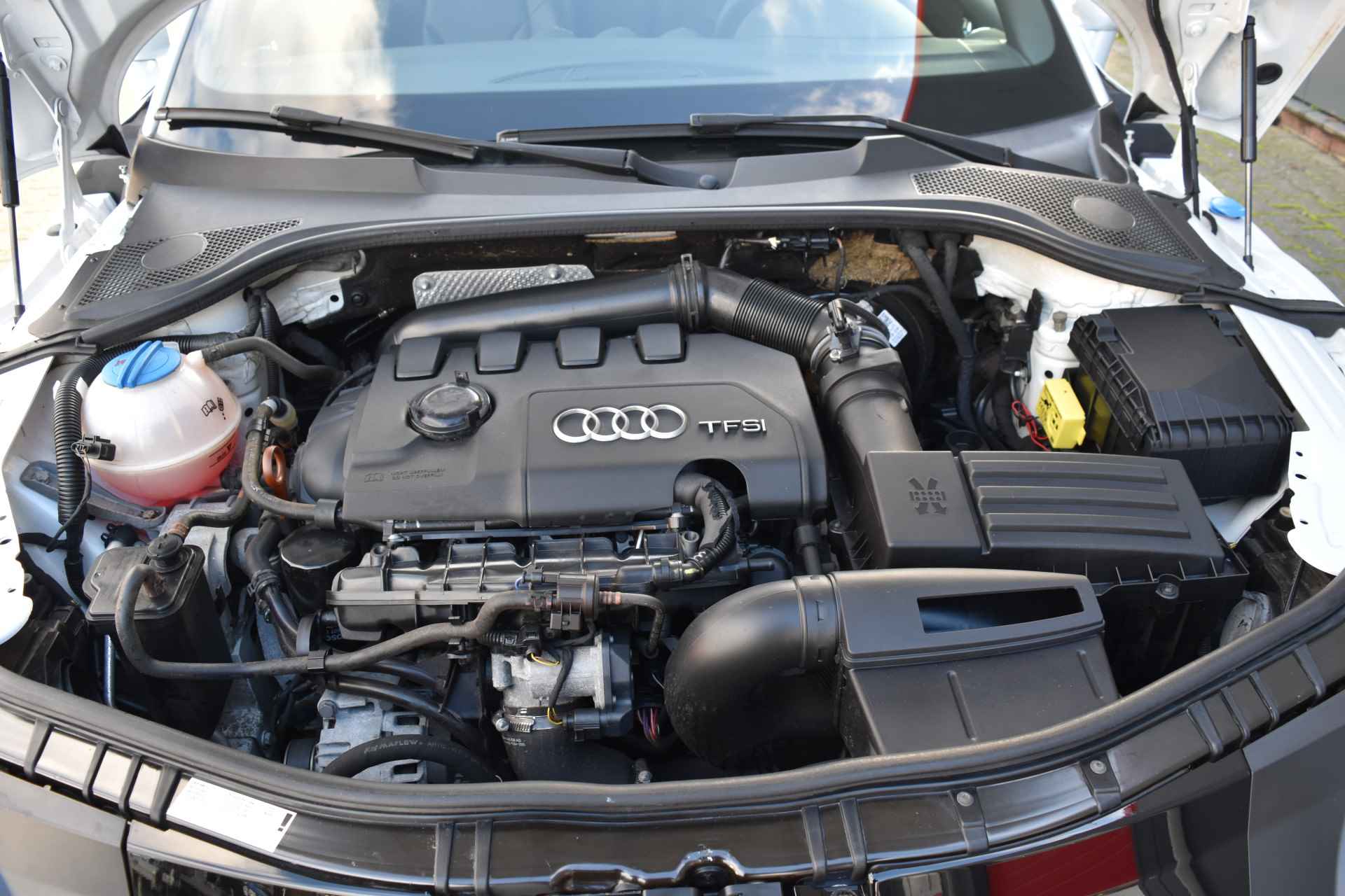 Audi TT Roadster 1.8 TFSI Advance Sport s line automaat - 40/55