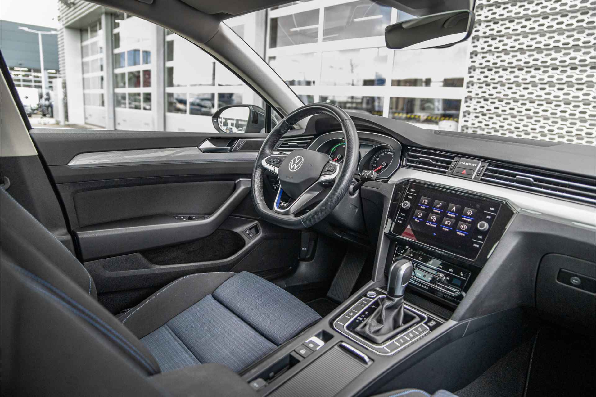 Volkswagen Passat Variant 1.4TSI 218pk PHEV GTE Business | Camera | Trekhaak | Stoelverwarming - 10/41