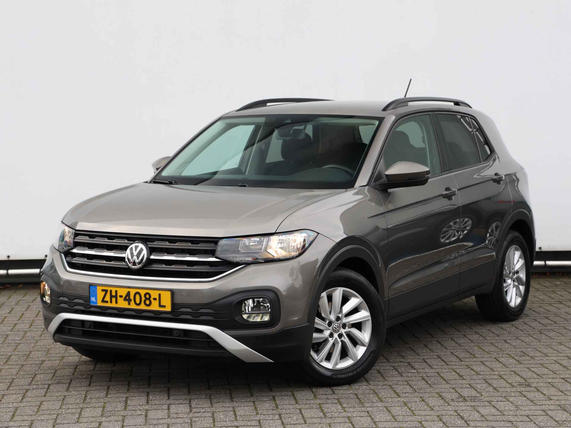 Volkswagen T-Cross 1.0 TSI Life 95PK I Navigatie I Trekhaak I Cruise control I Spiegel pakket I Dealer onderhouden - 11/37