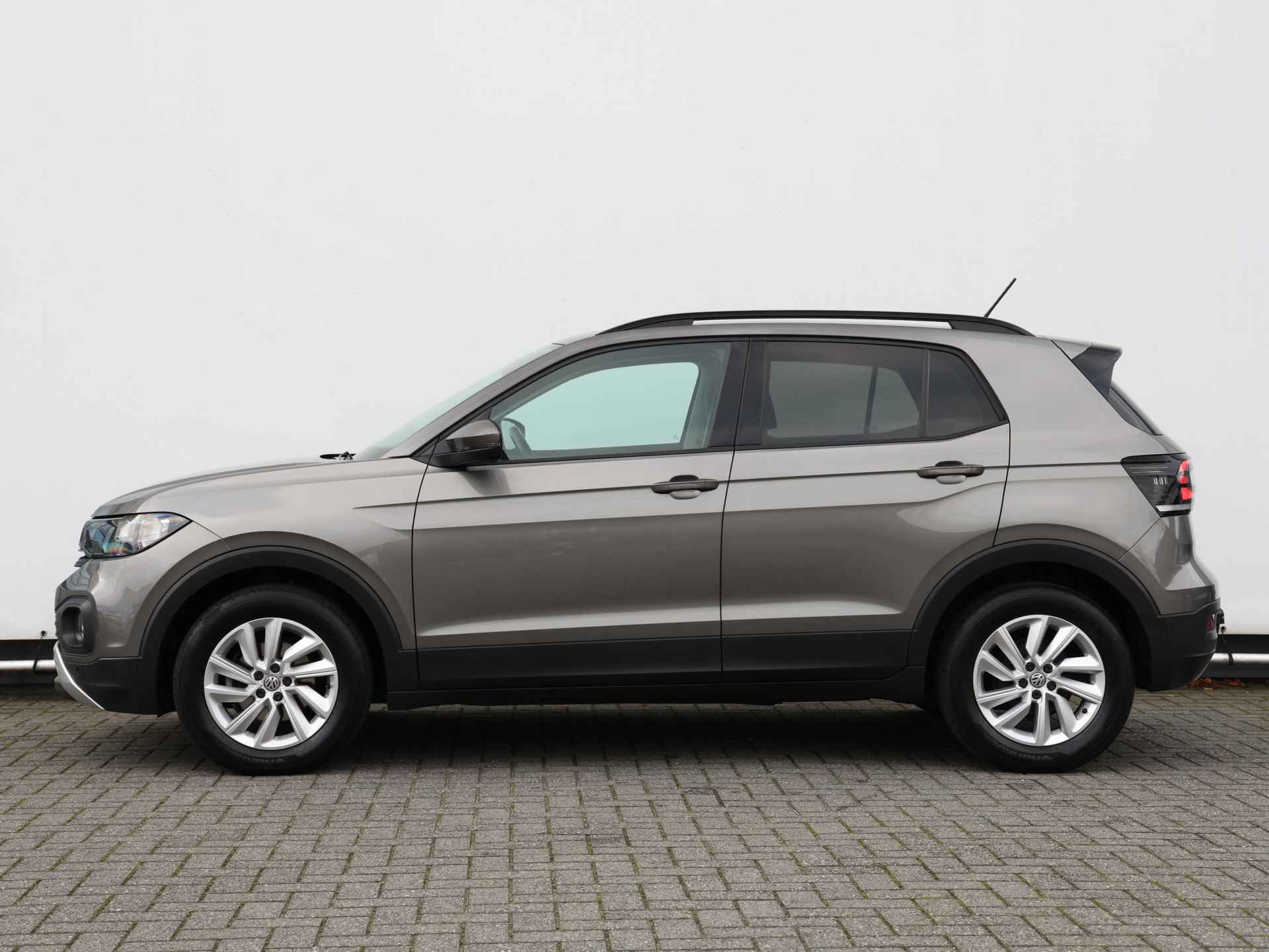 Volkswagen T-Cross 1.0 TSI Life 95PK I Navigatie I Trekhaak I Cruise control I Spiegel pakket I Dealer onderhouden - 12/37