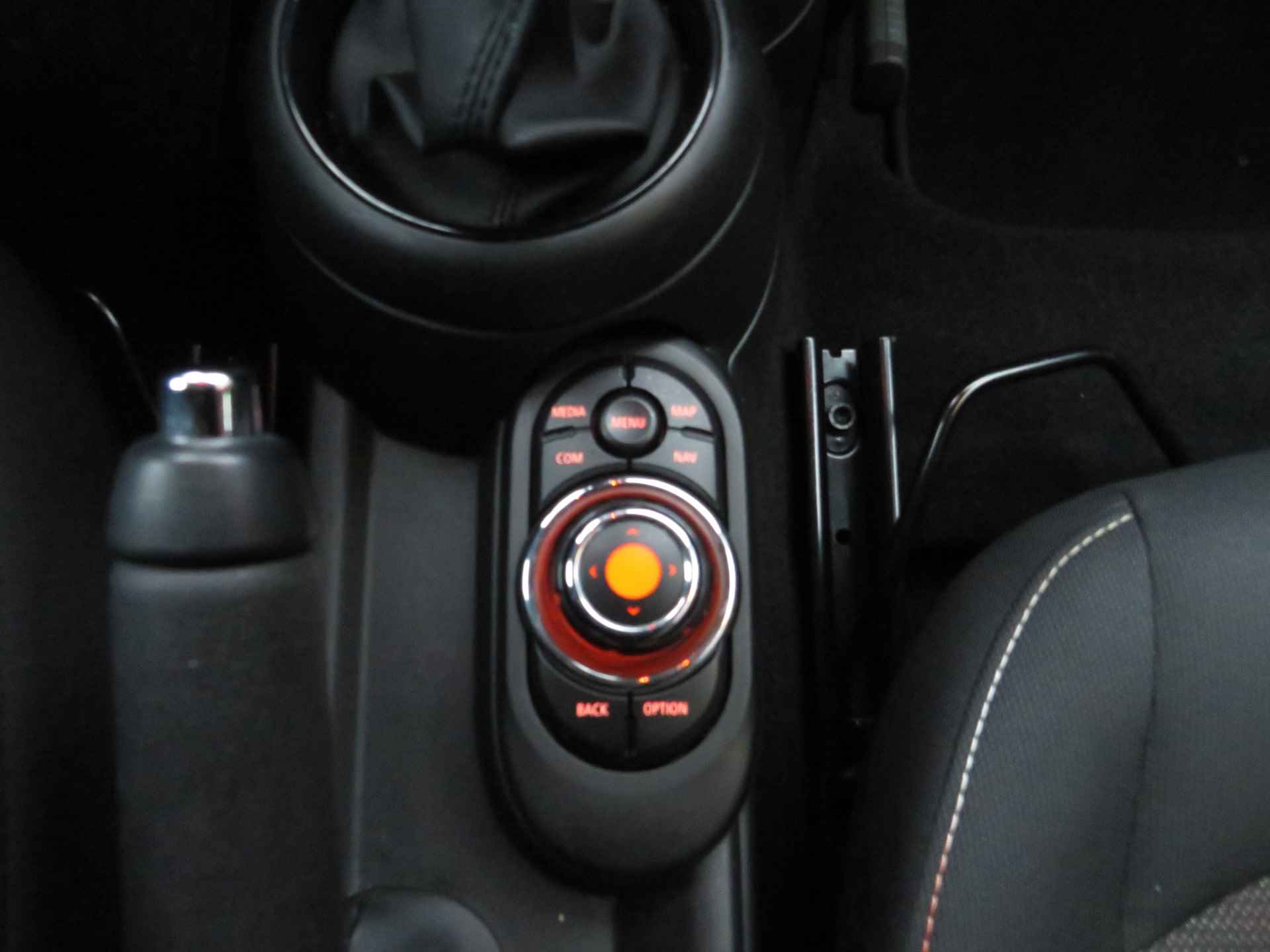 MINI Mini 1.5 One First Salt | Airco | Navigatie | Bluetooth | Incl. Garantie | Keyless start | LED Dagrijverlichting | - 29/37