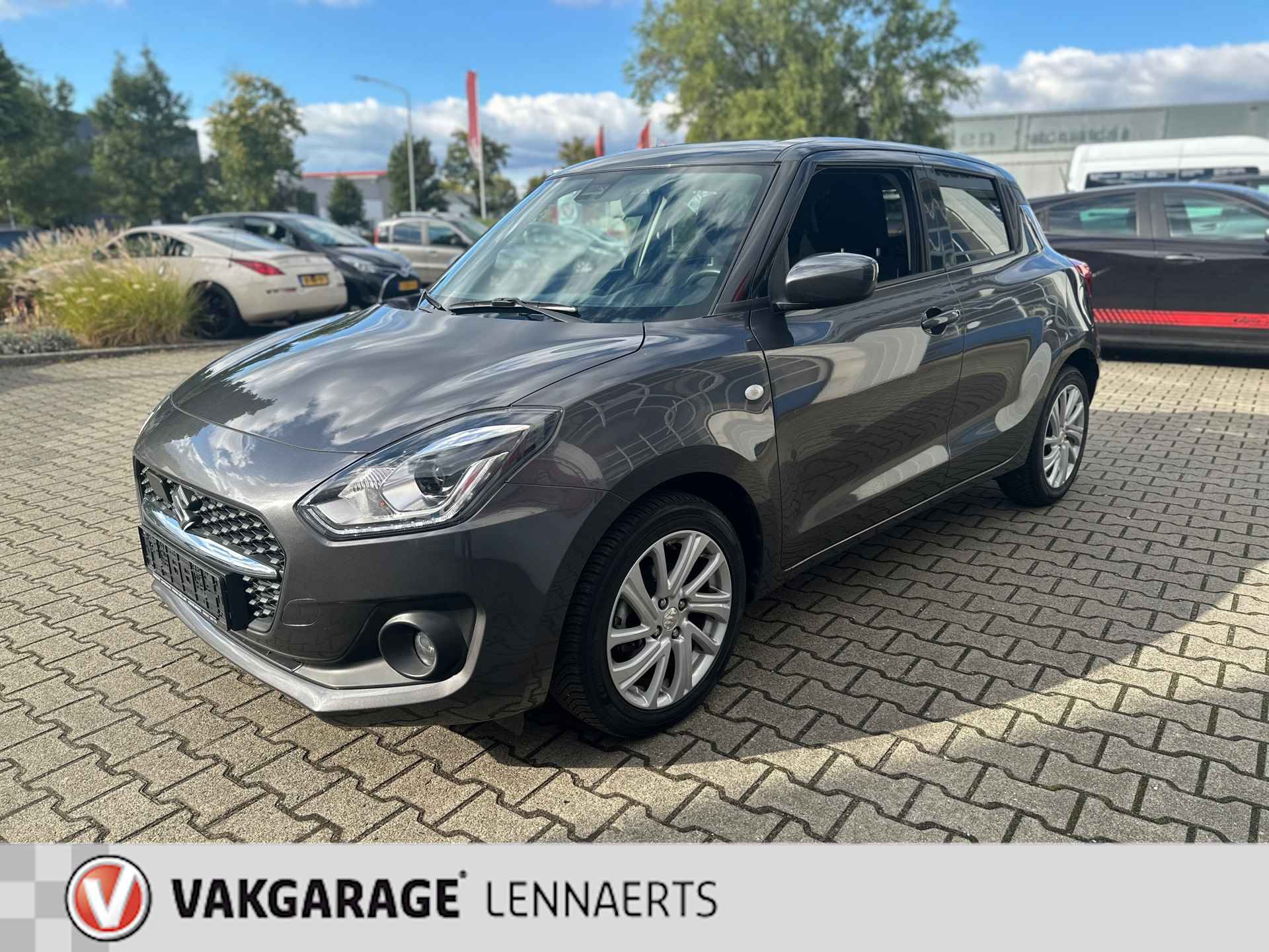 Suzuki Swift 1.2 Select Smart Hybrid Automaat (RIJKLAAR/BOVAG) - 4/30