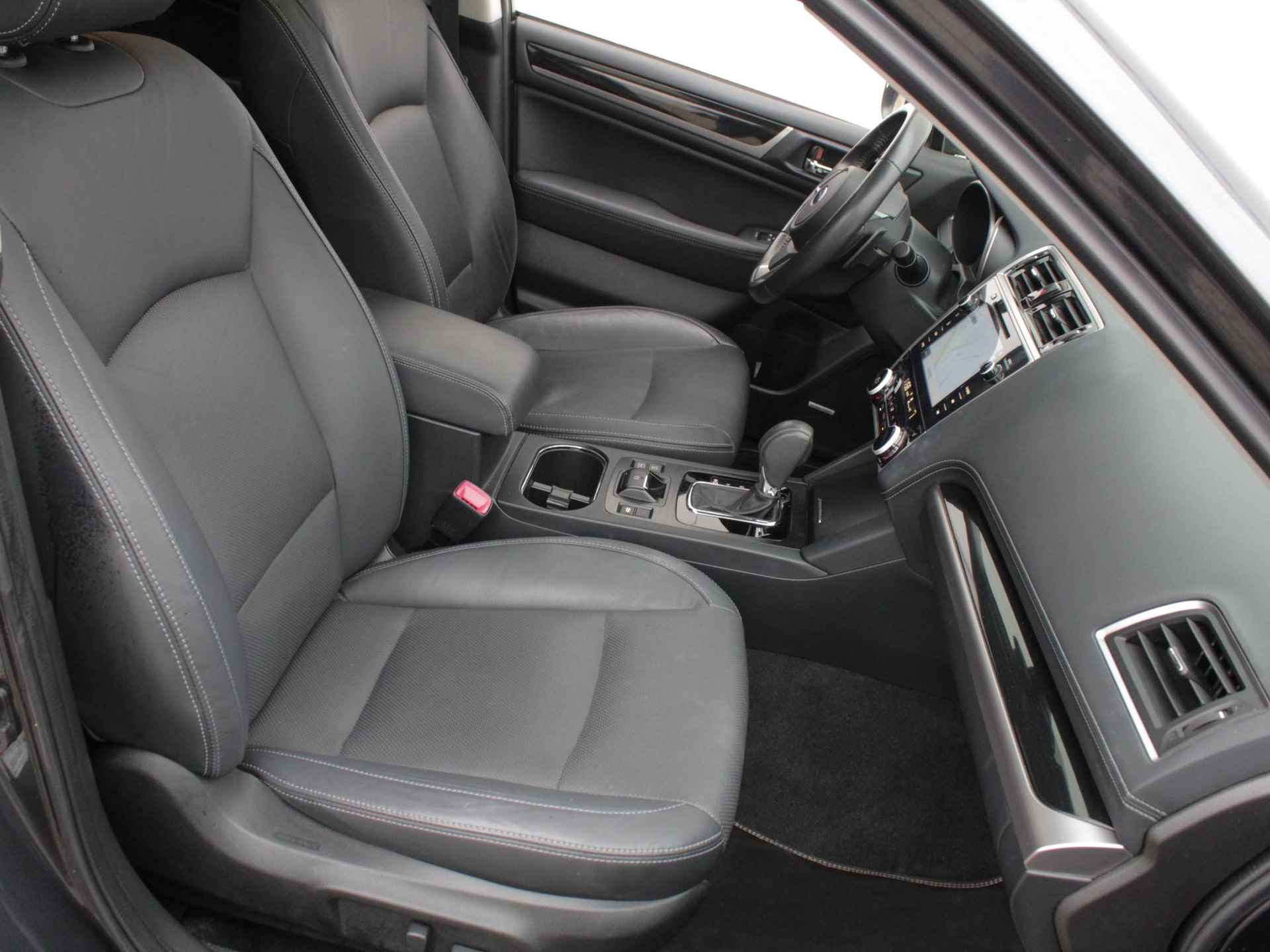 Subaru Outback 2.5i Premium | Navi | Cruise | Leder | Camera | Lm-Velgen | Trekhaak - 5/30
