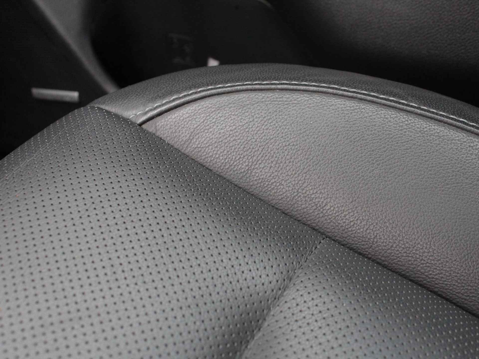 Subaru Outback 2.5i Premium | Navi | Cruise | Leder | Camera | Lm-Velgen | Trekhaak - 25/30