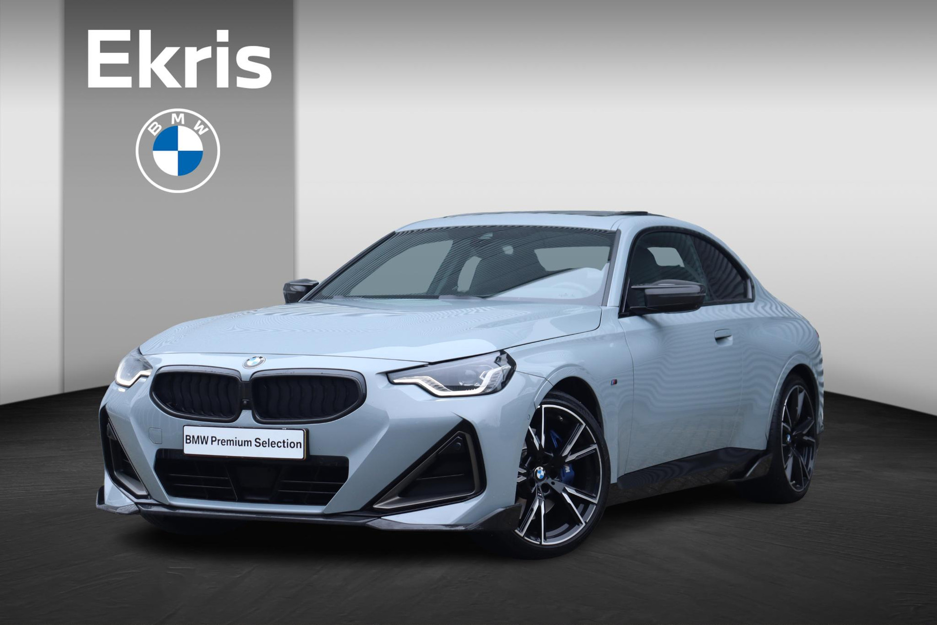 BMW 2 Serie Coupé M240i xDrive | High Executive | M Sportpakket Pro | Panodak | Head-Up | Harman Kardon | M Performance | Parking Assistant Plus | Driving Assistant | M Stoelen | 19'' LMV