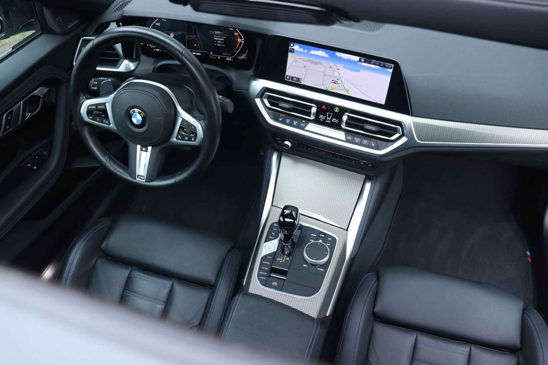 BMW 2 Serie Coupé M240i xDrive | High Executive | M Sportpakket Pro | Panodak | Head-Up | Harman Kardon | M Performance | Parking Assistant Plus | Driving Assistant | M Stoelen | 19'' LMV - 14/44